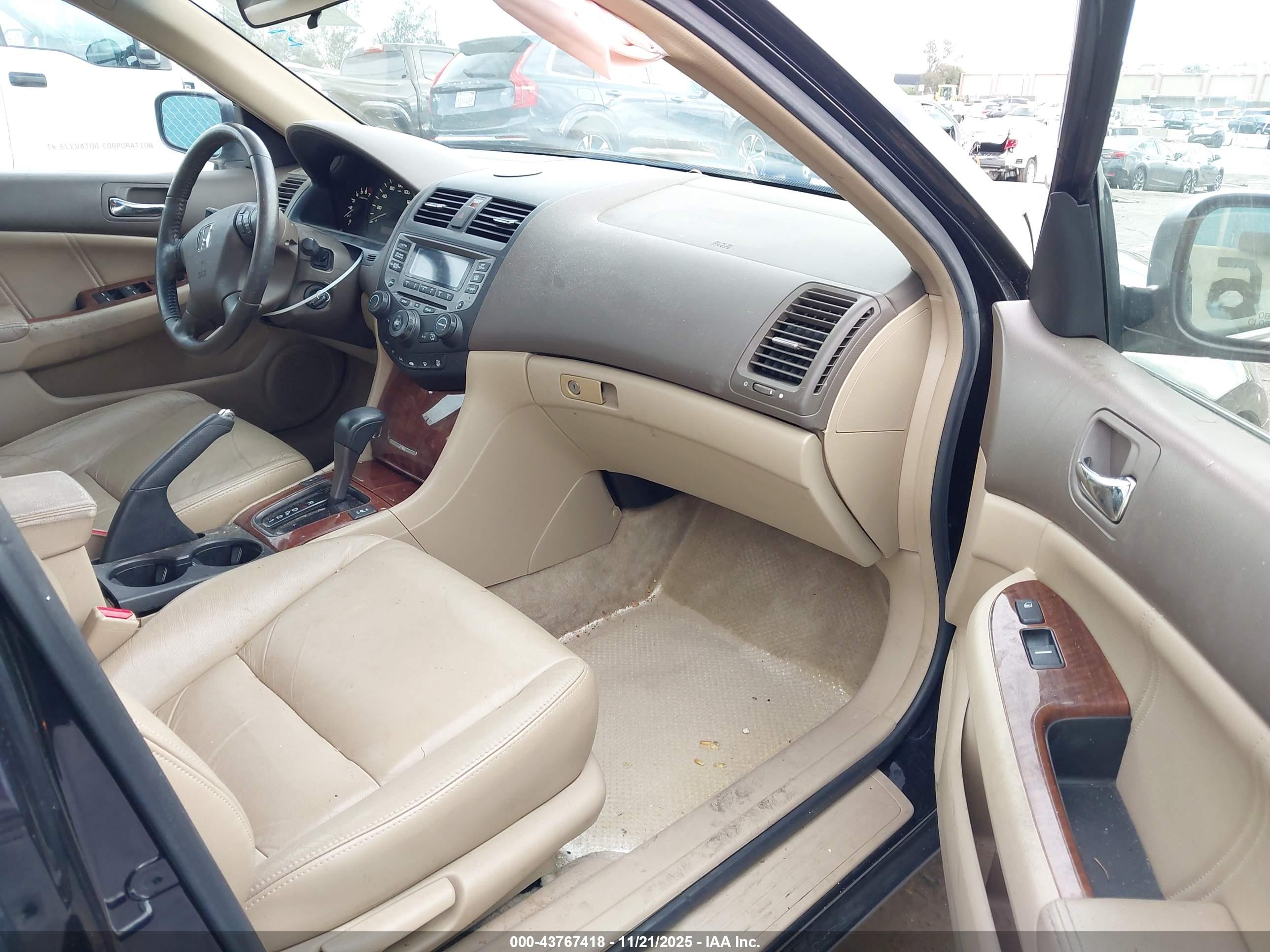 HONDA ACCORD image 5