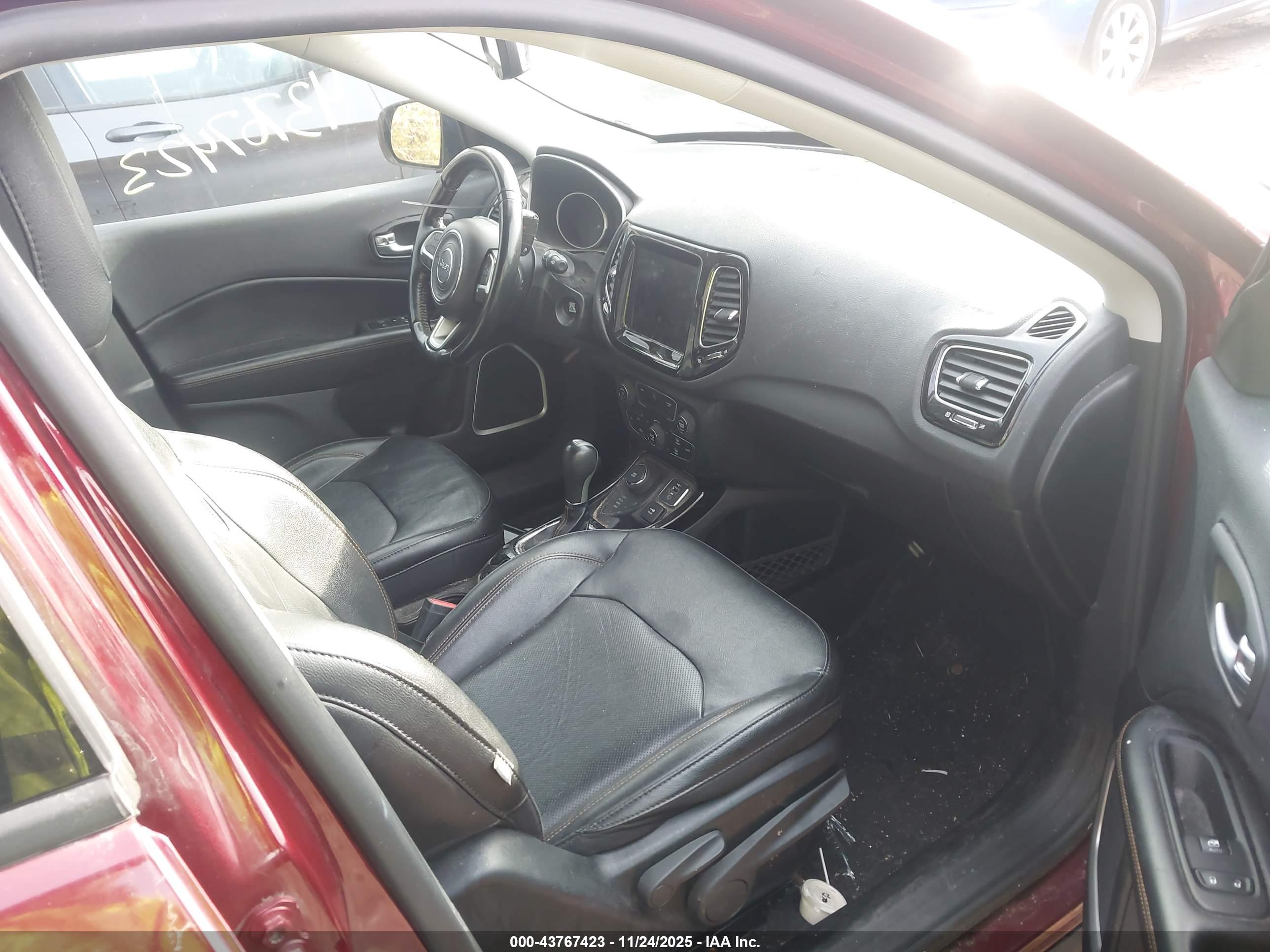 JEEP COMPASS image 5