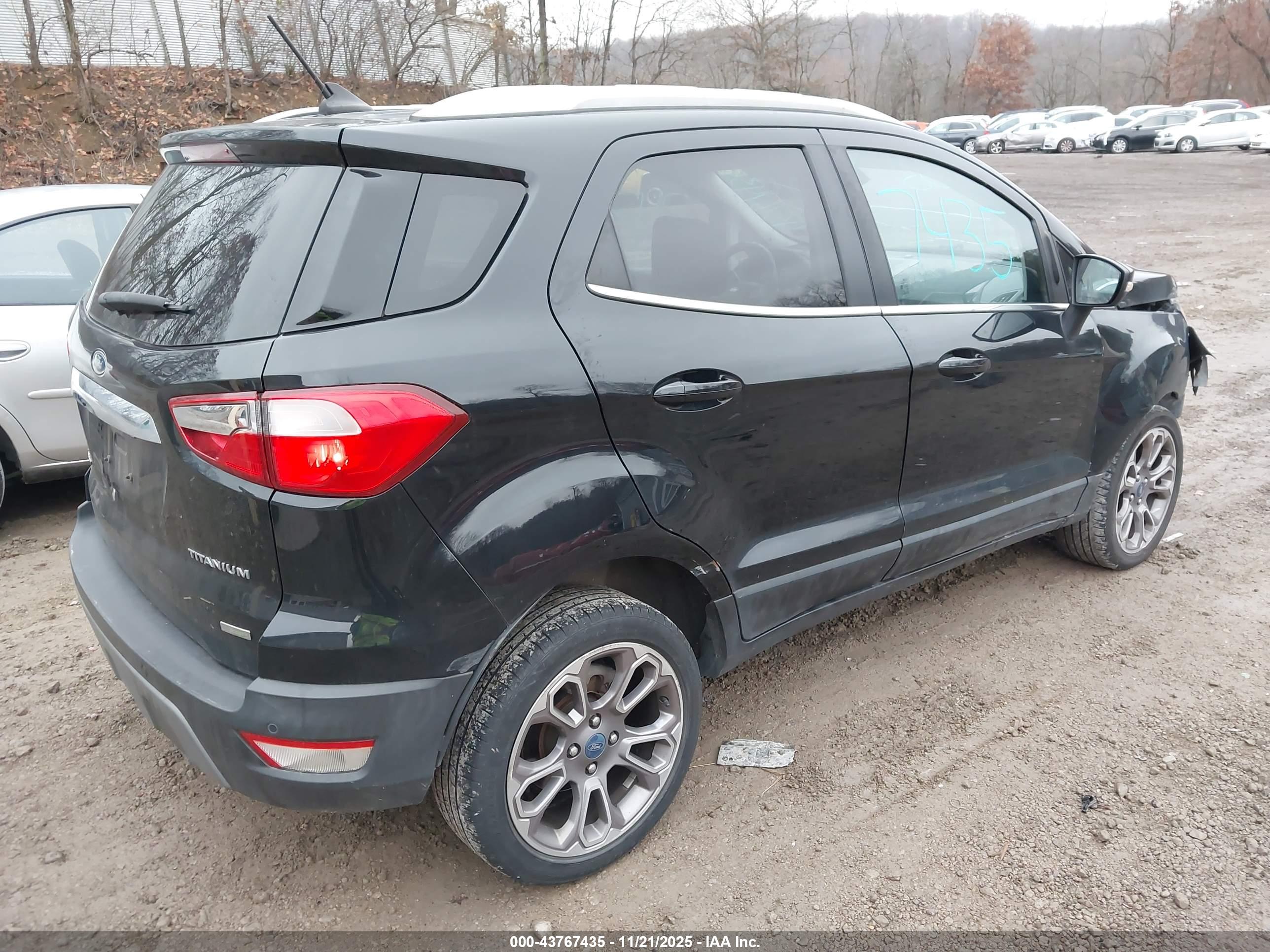 FORD ECOSPORT image 4