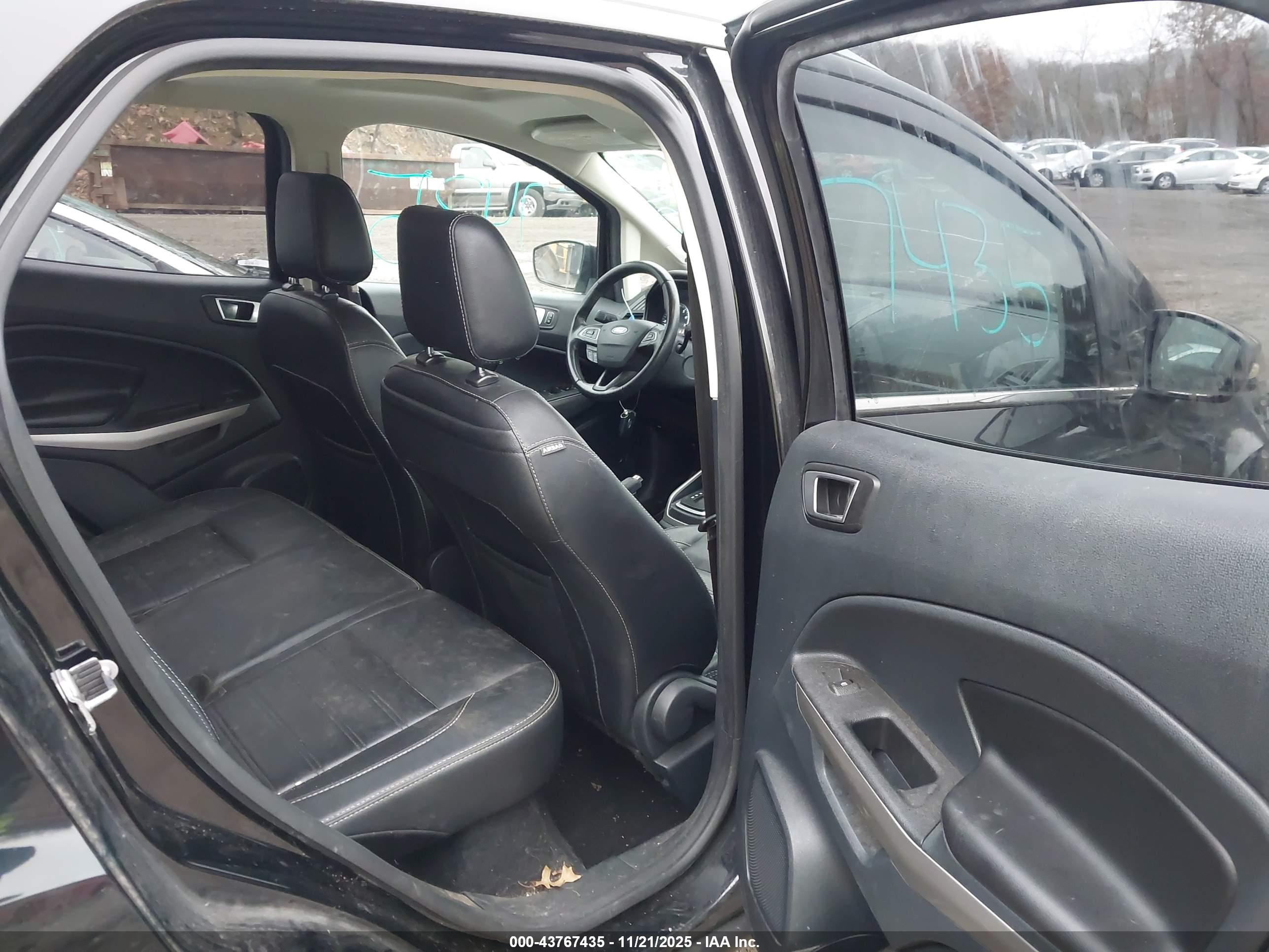 FORD ECOSPORT image 8