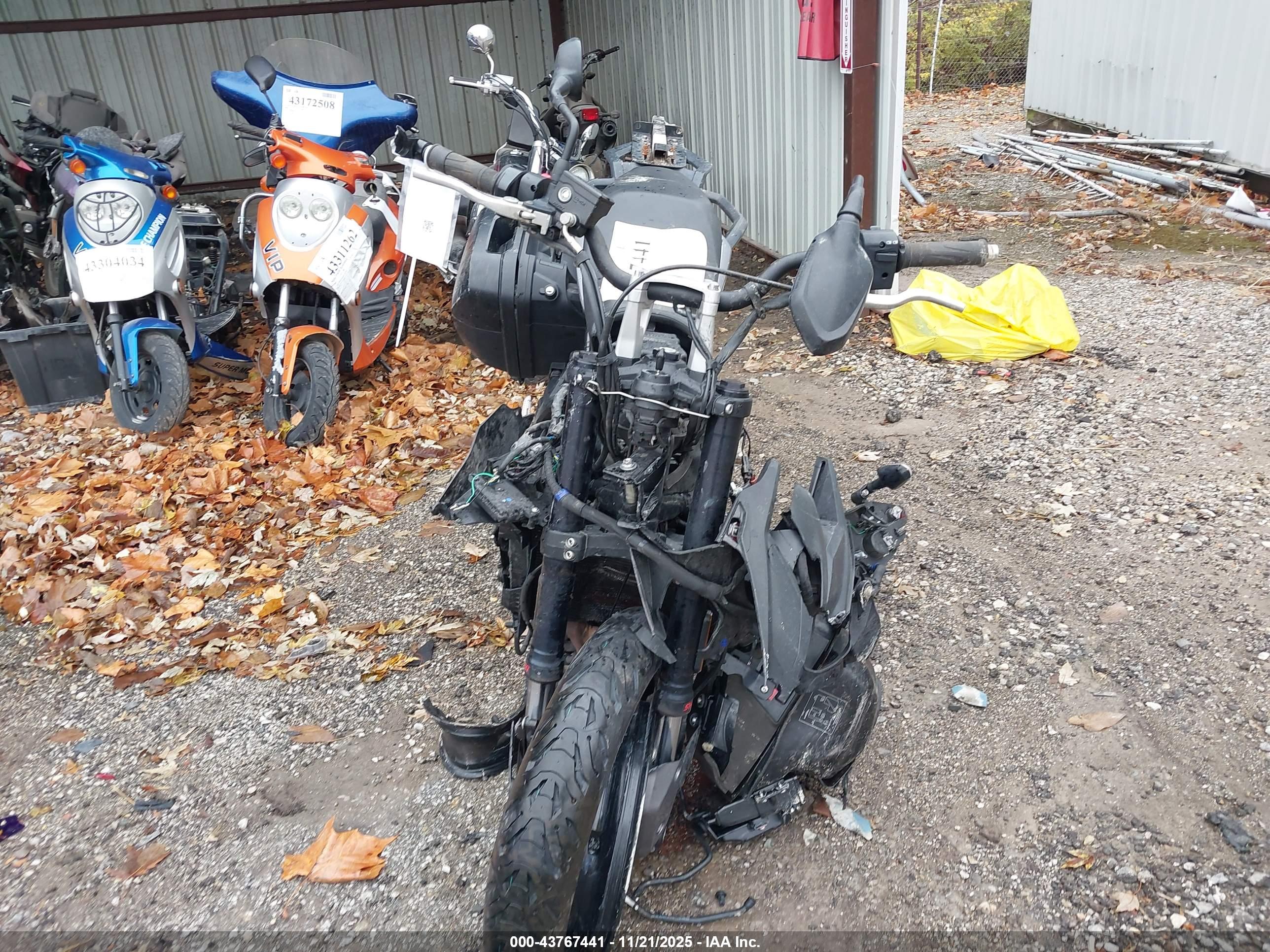 TRIUMPH MOTORCYCLE image 5