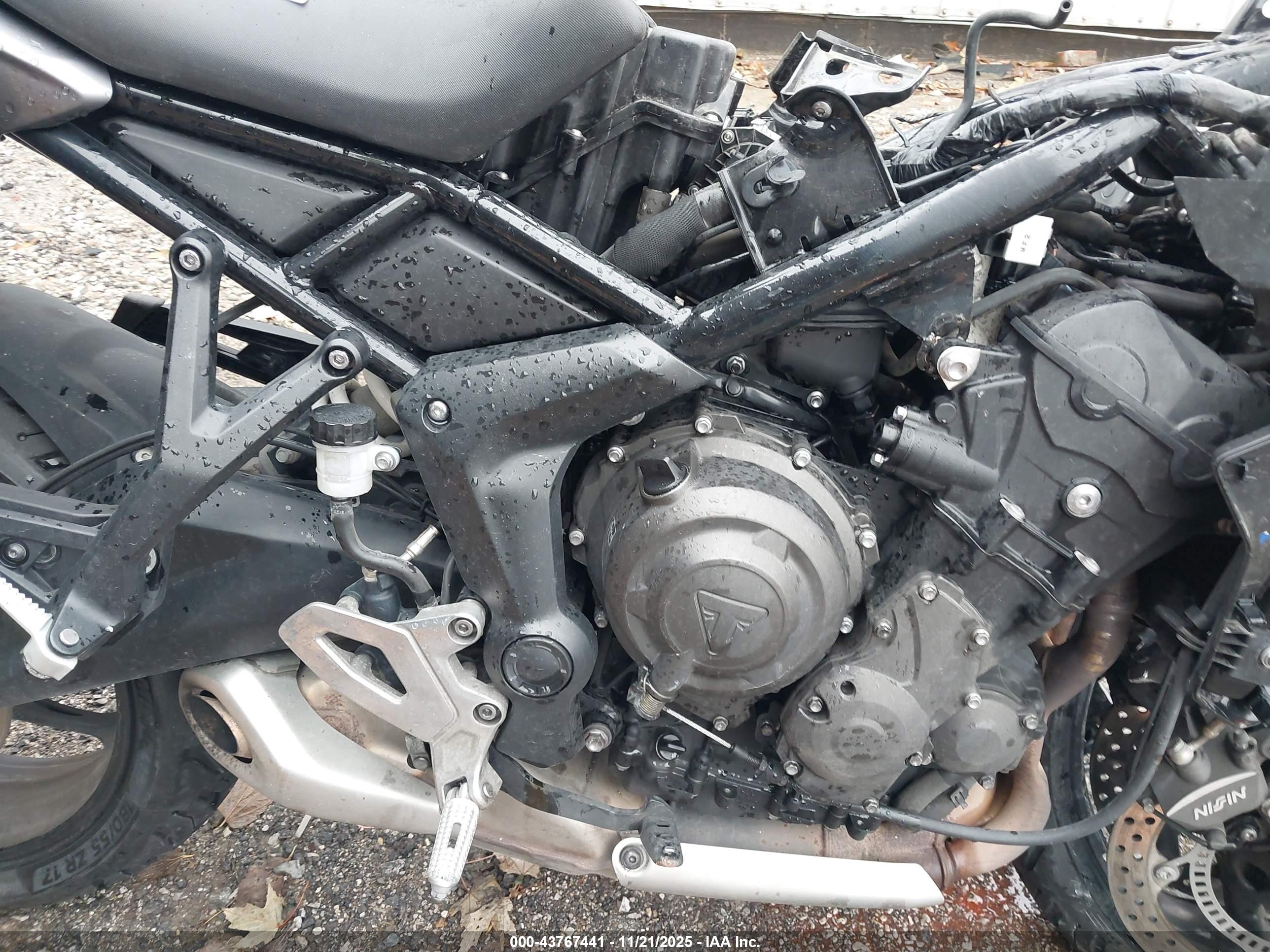 TRIUMPH MOTORCYCLE image 8