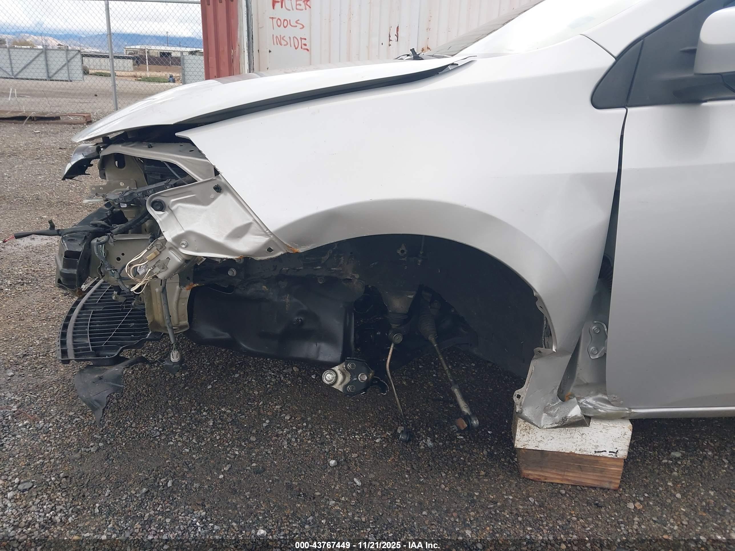 TOYOTA COROLLA image 6
