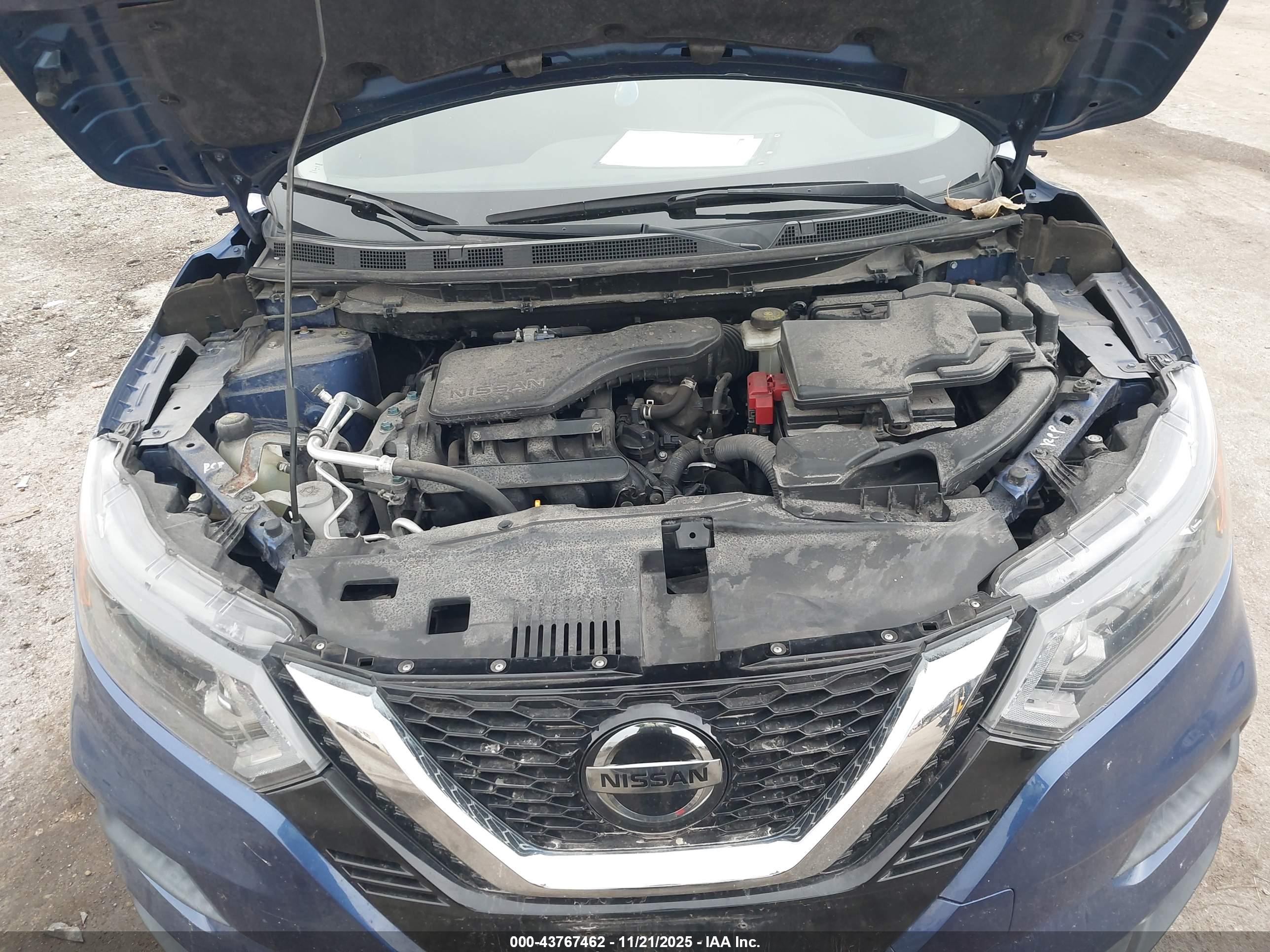 NISSAN ROGUE image 10