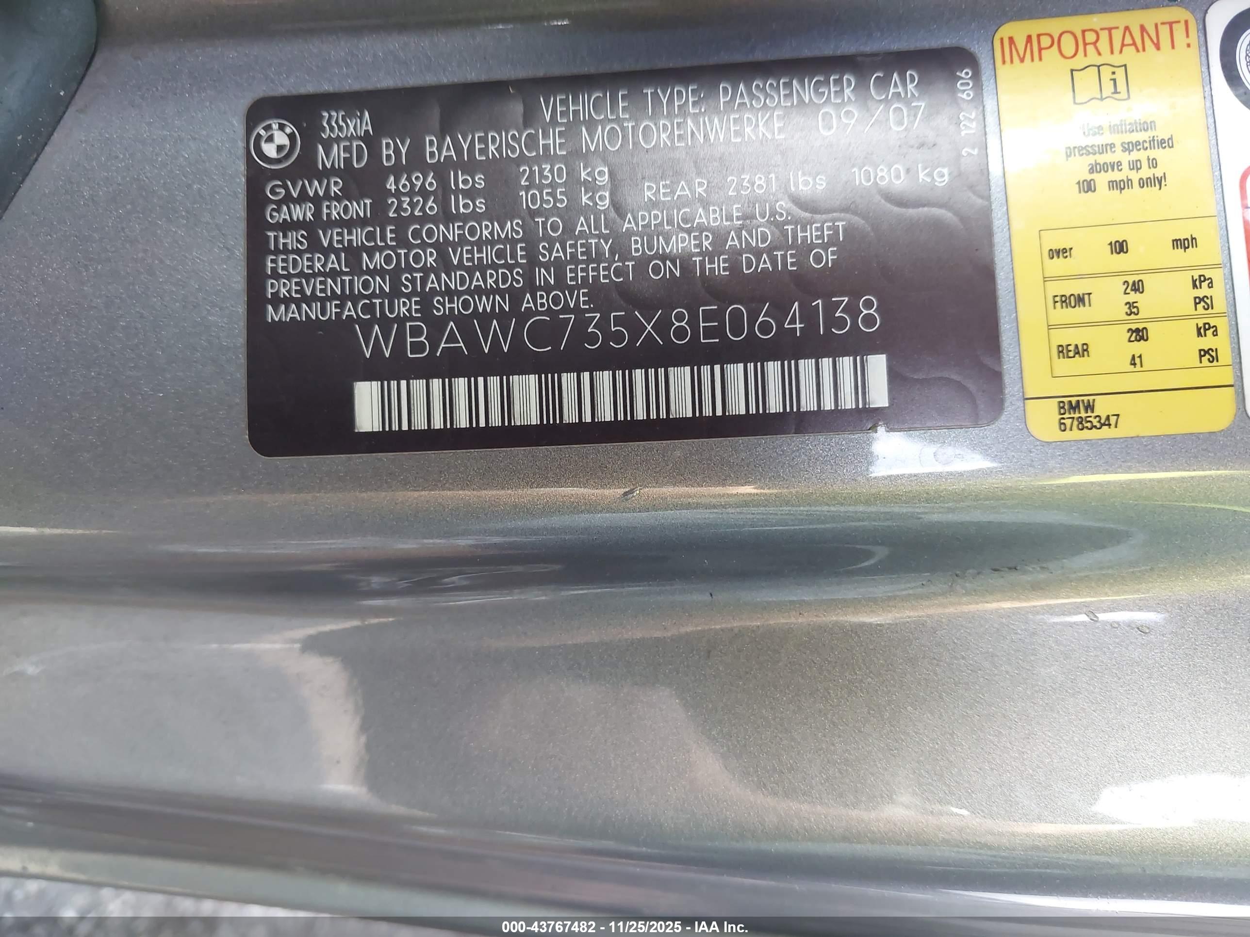 BMW 335XI image 9