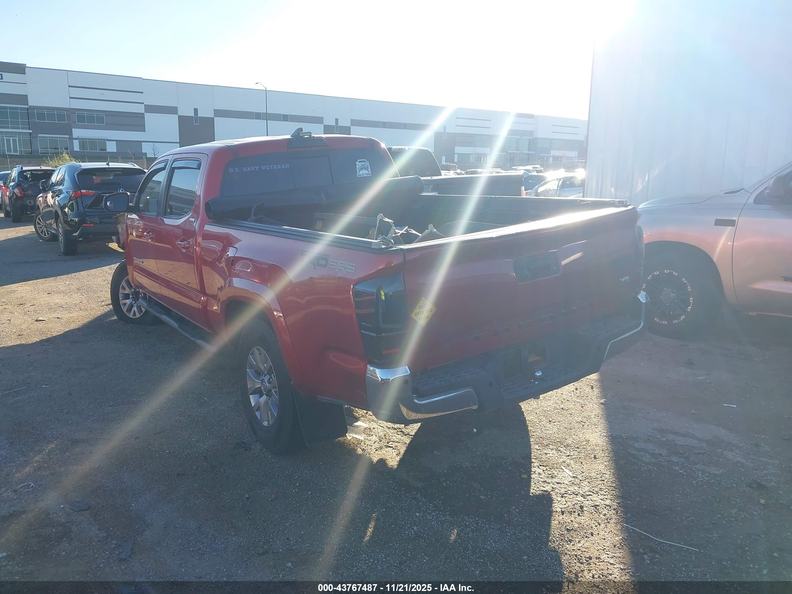 TOYOTA TACOMA image 3