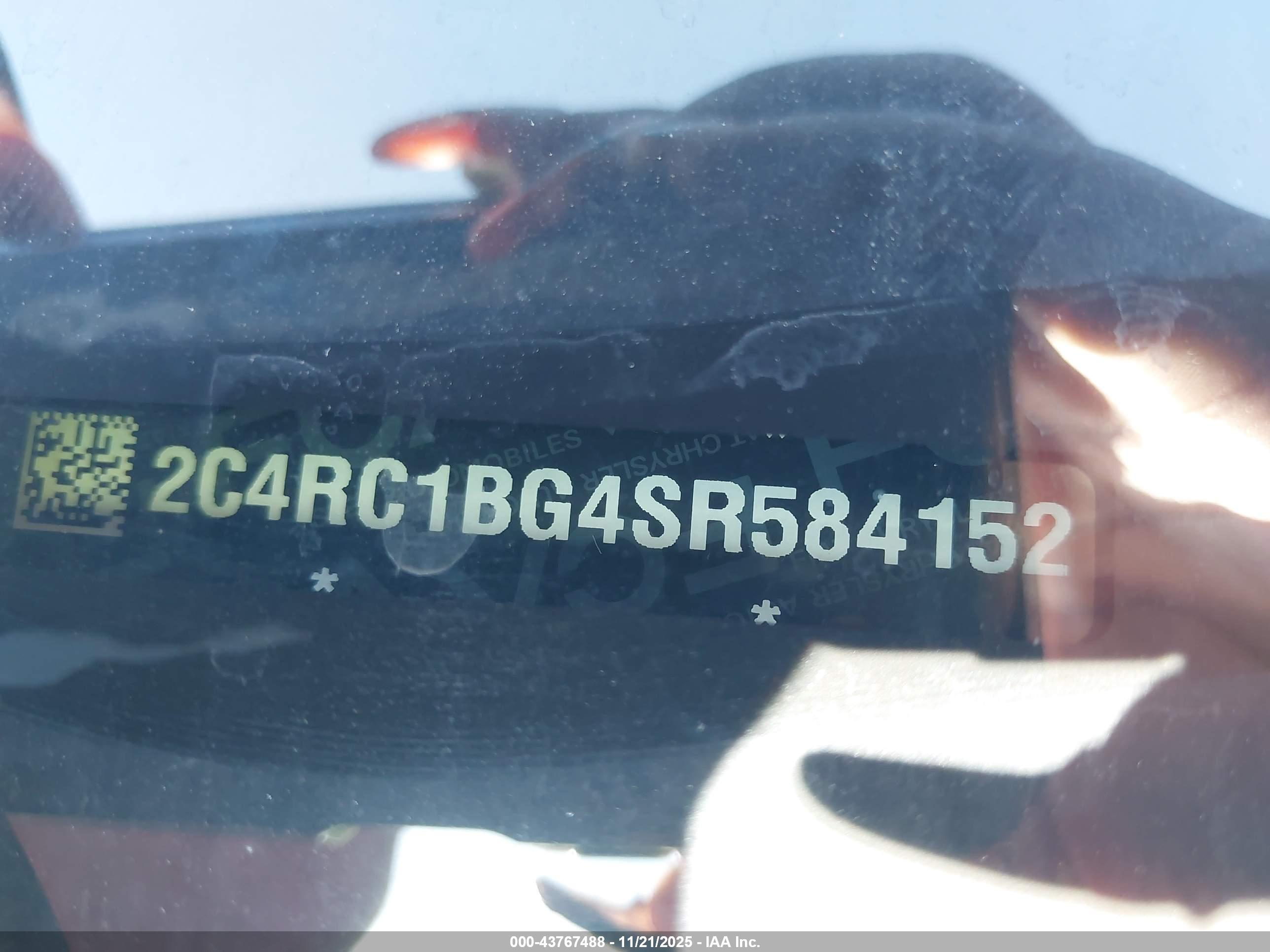 CHRYSLER PACIFICA image 9