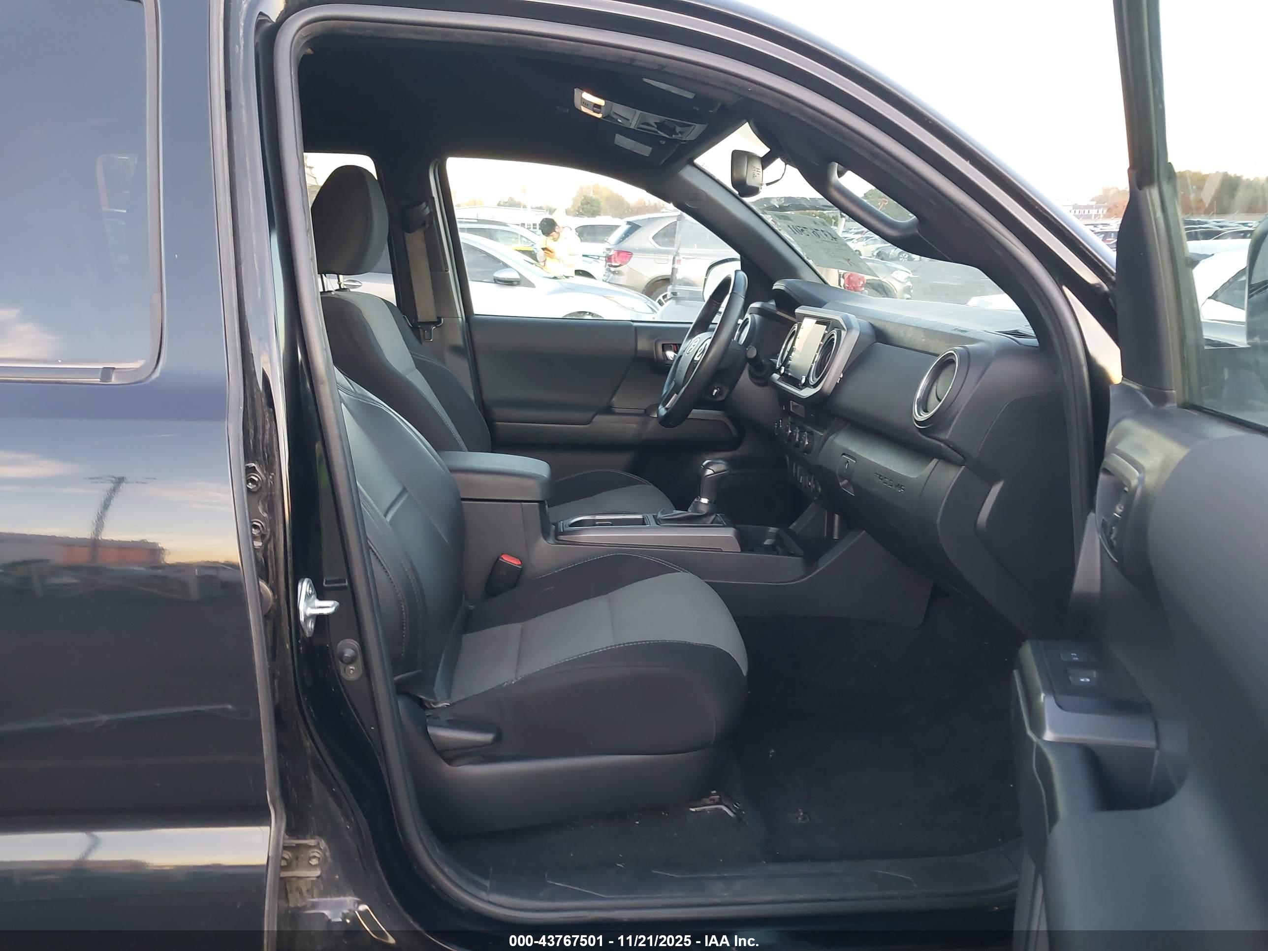 TOYOTA TACOMA image 5