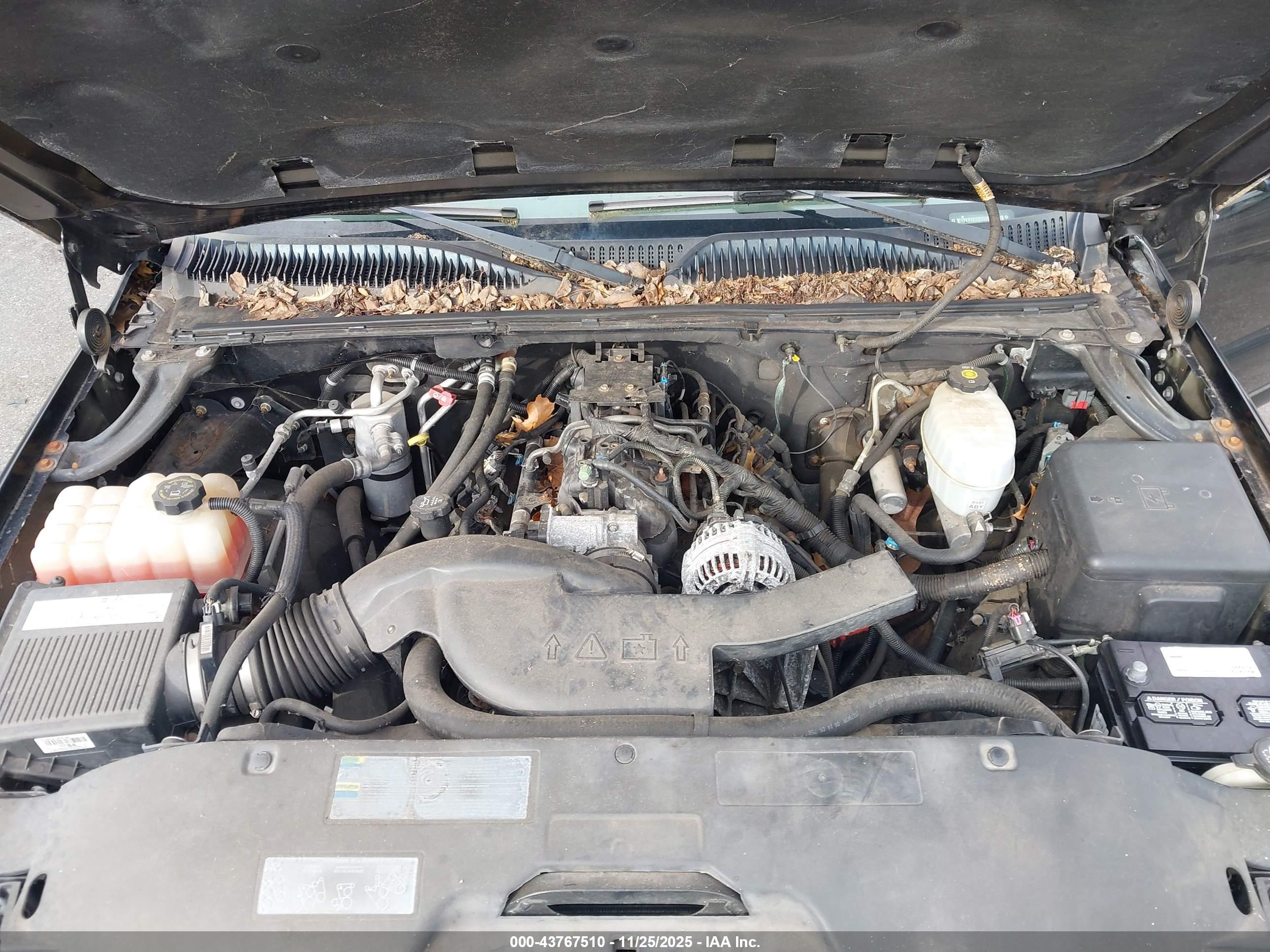 GMC YUKON image 10