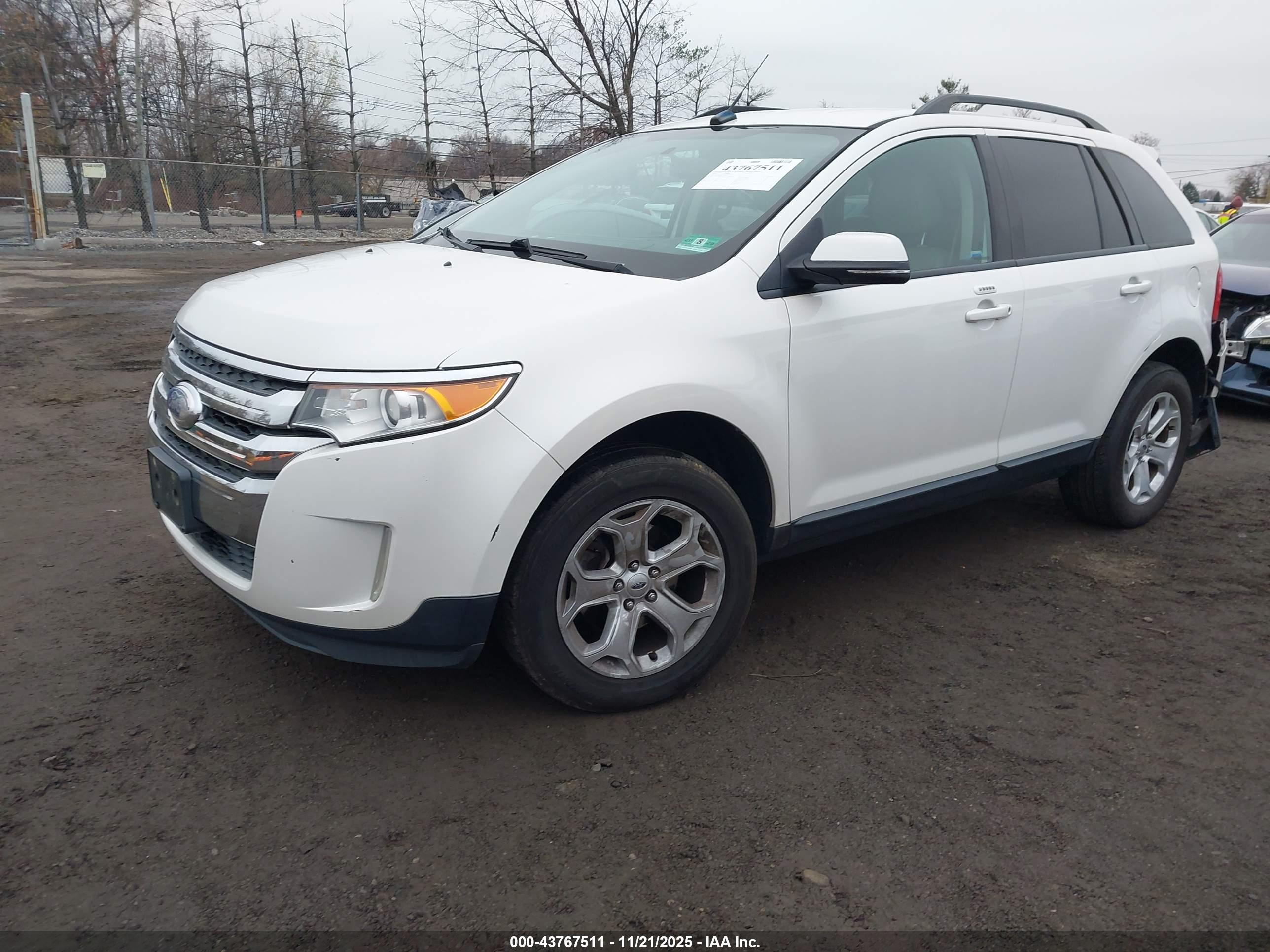 FORD EDGE image 2