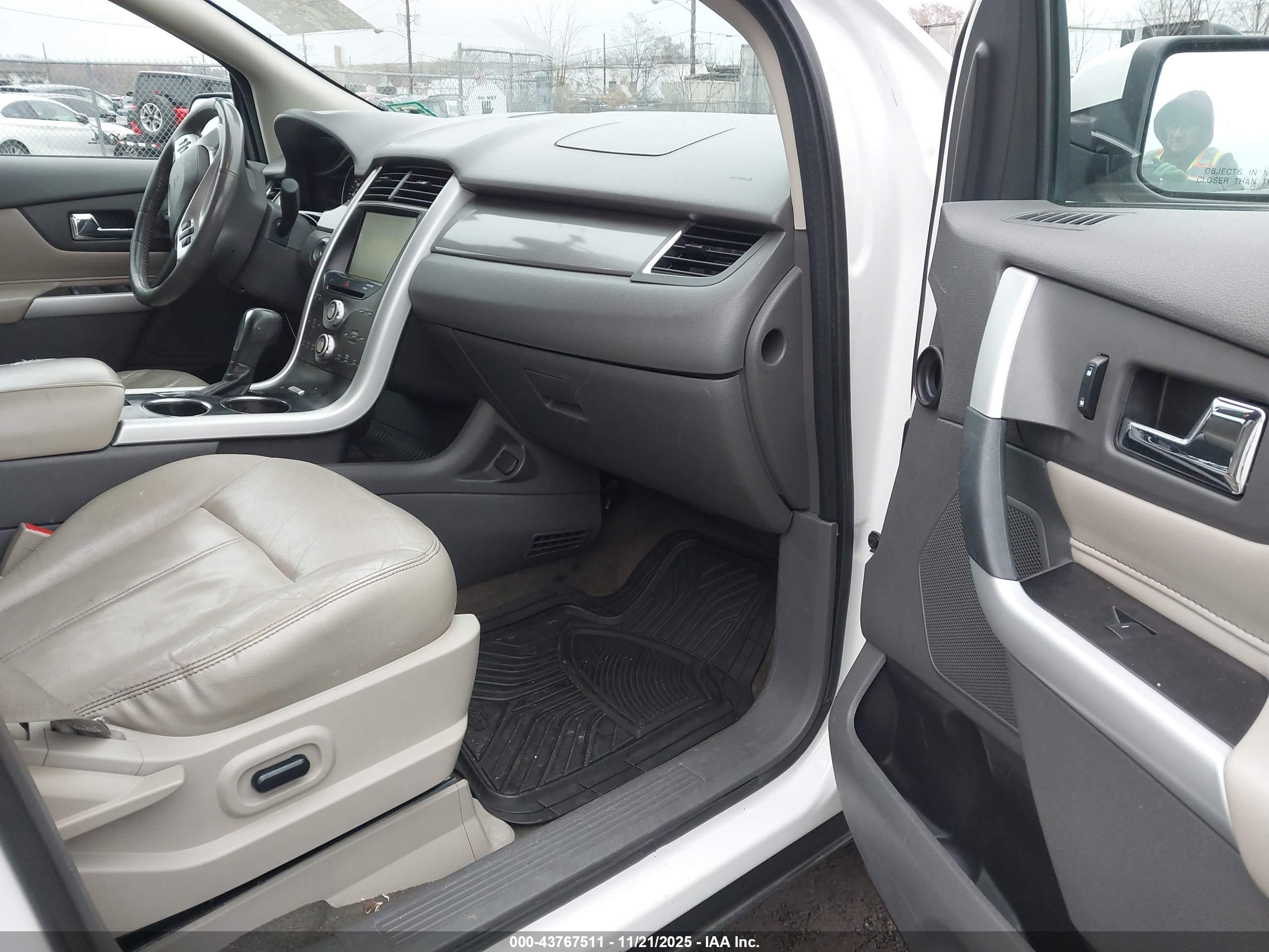 FORD EDGE image 5