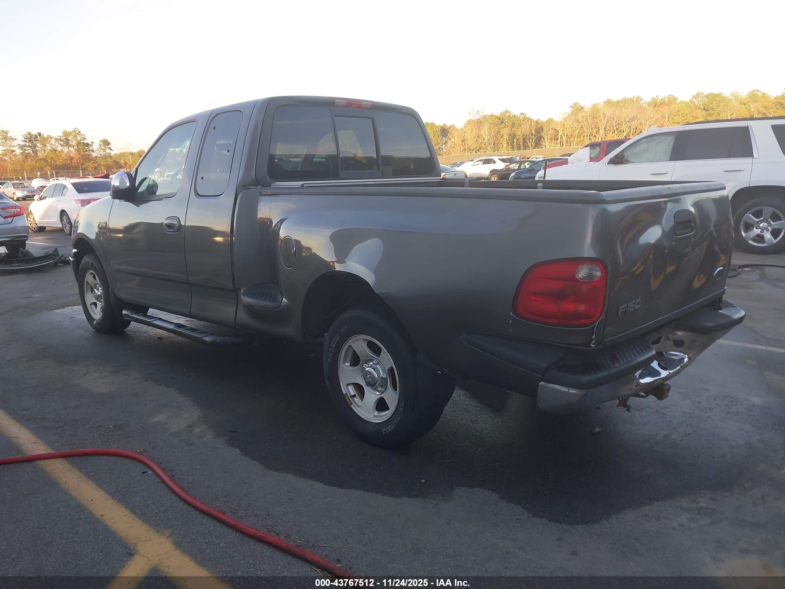 FORD F-150 image 3