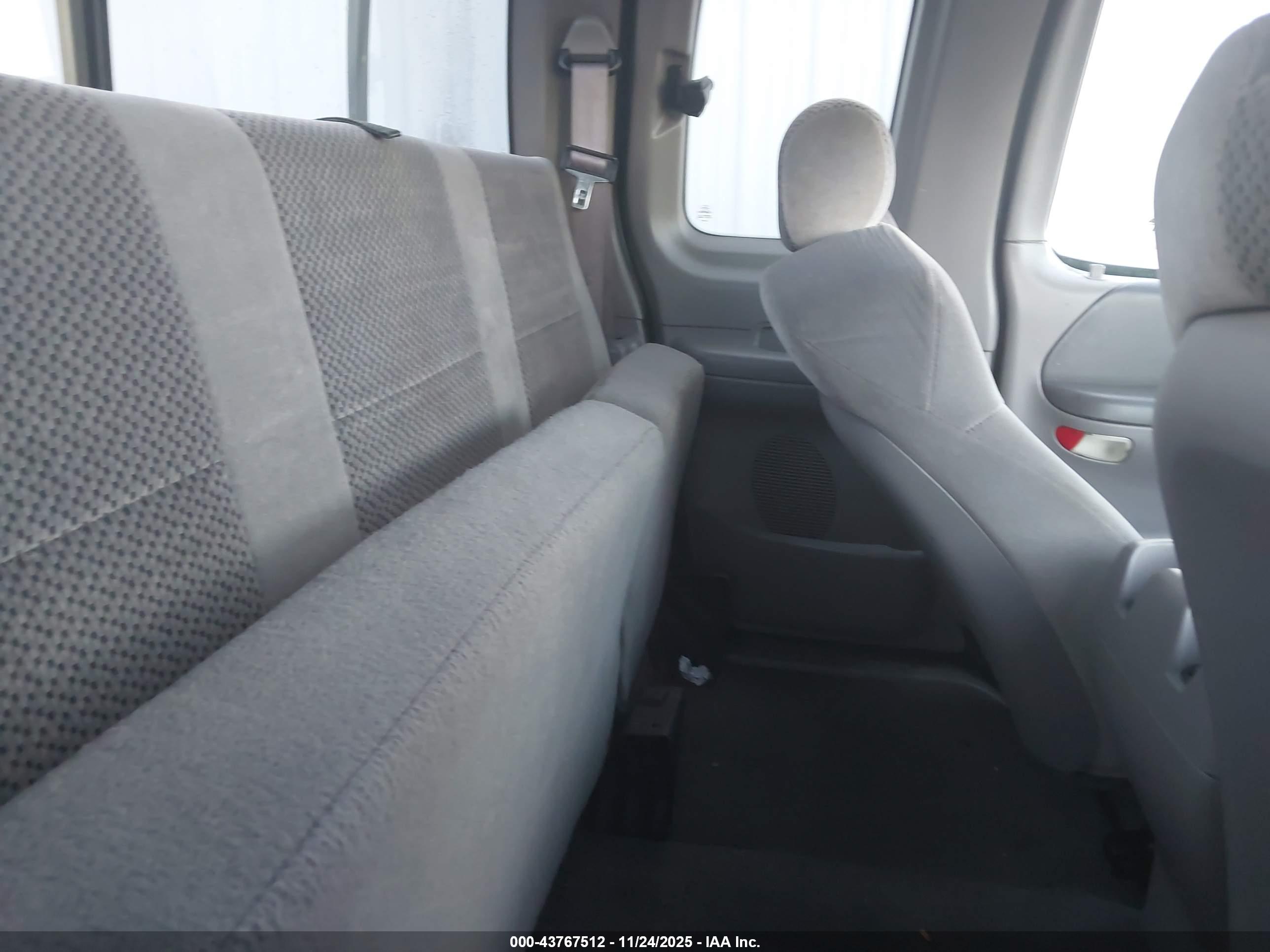 FORD F-150 image 8