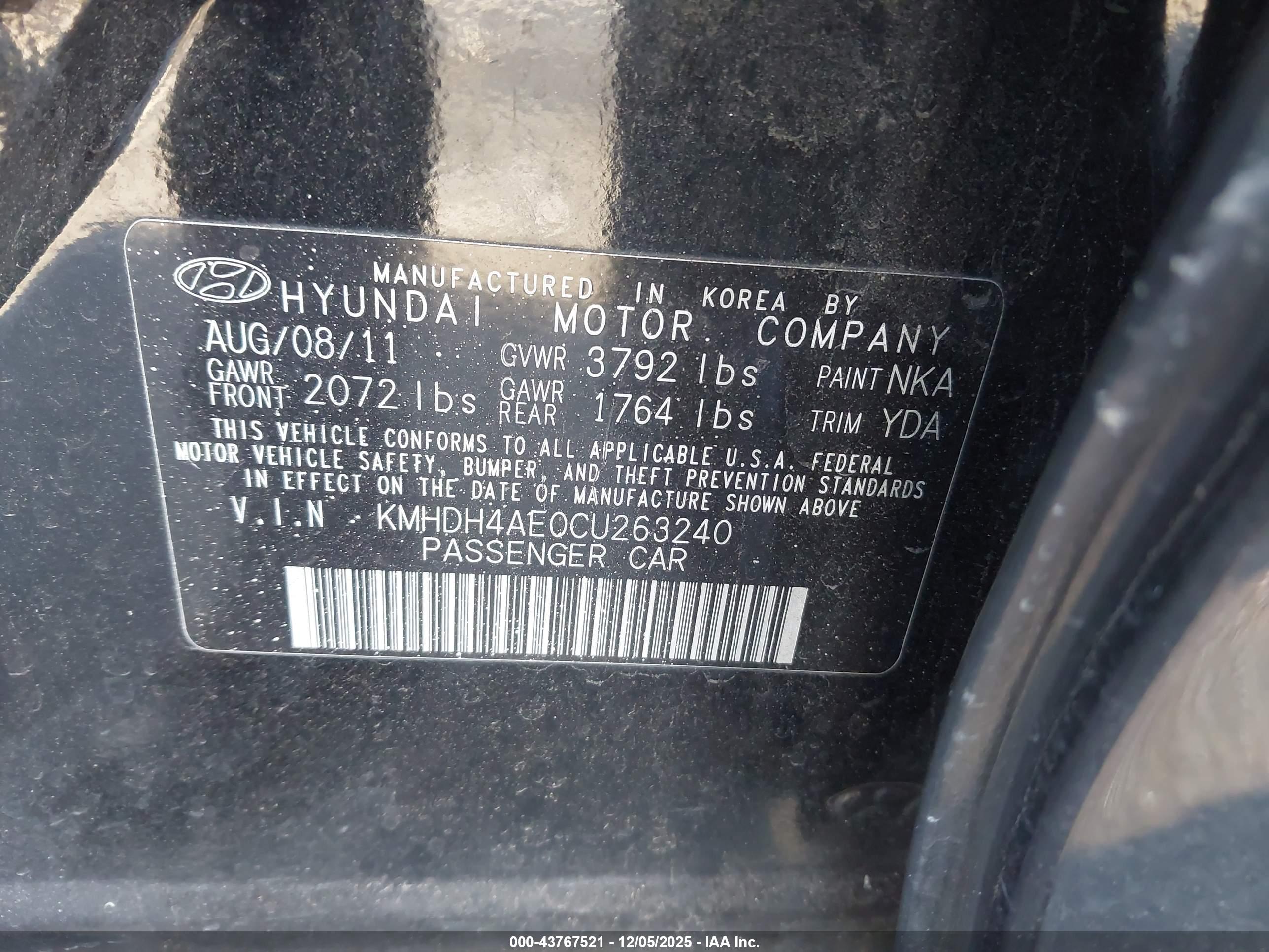 HYUNDAI ELANTRA image 9