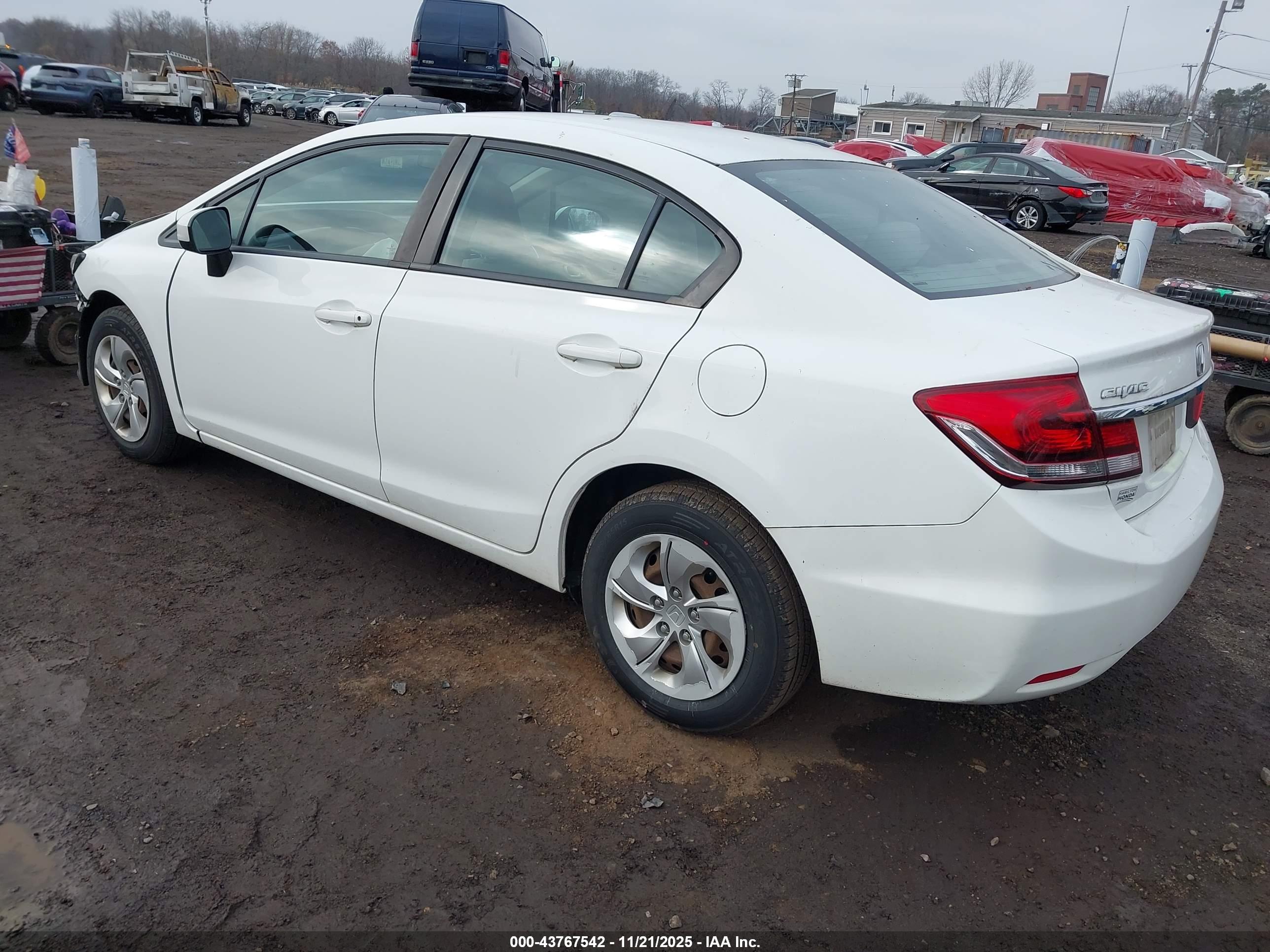 HONDA CIVIC image 3