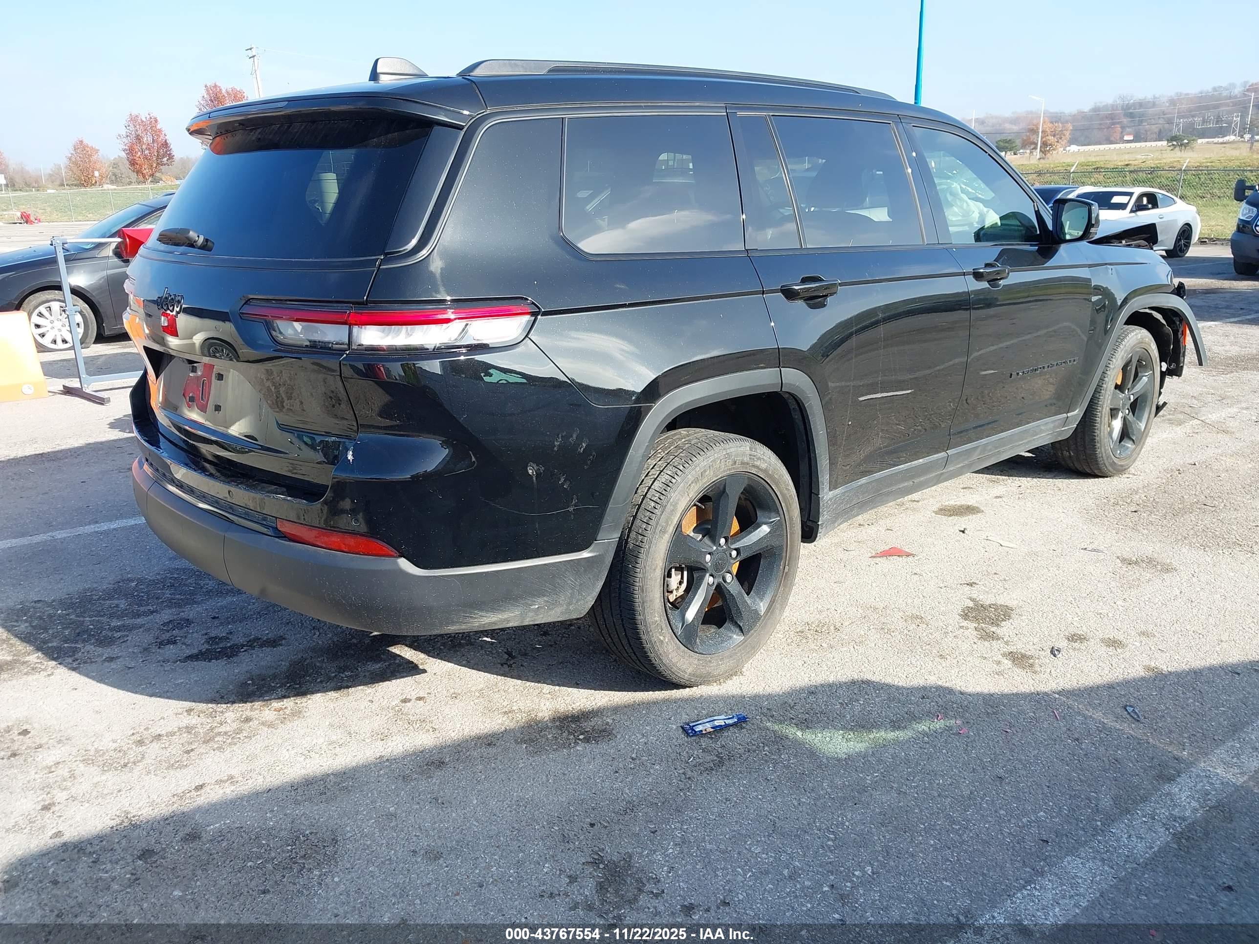 JEEP GRAND image 4