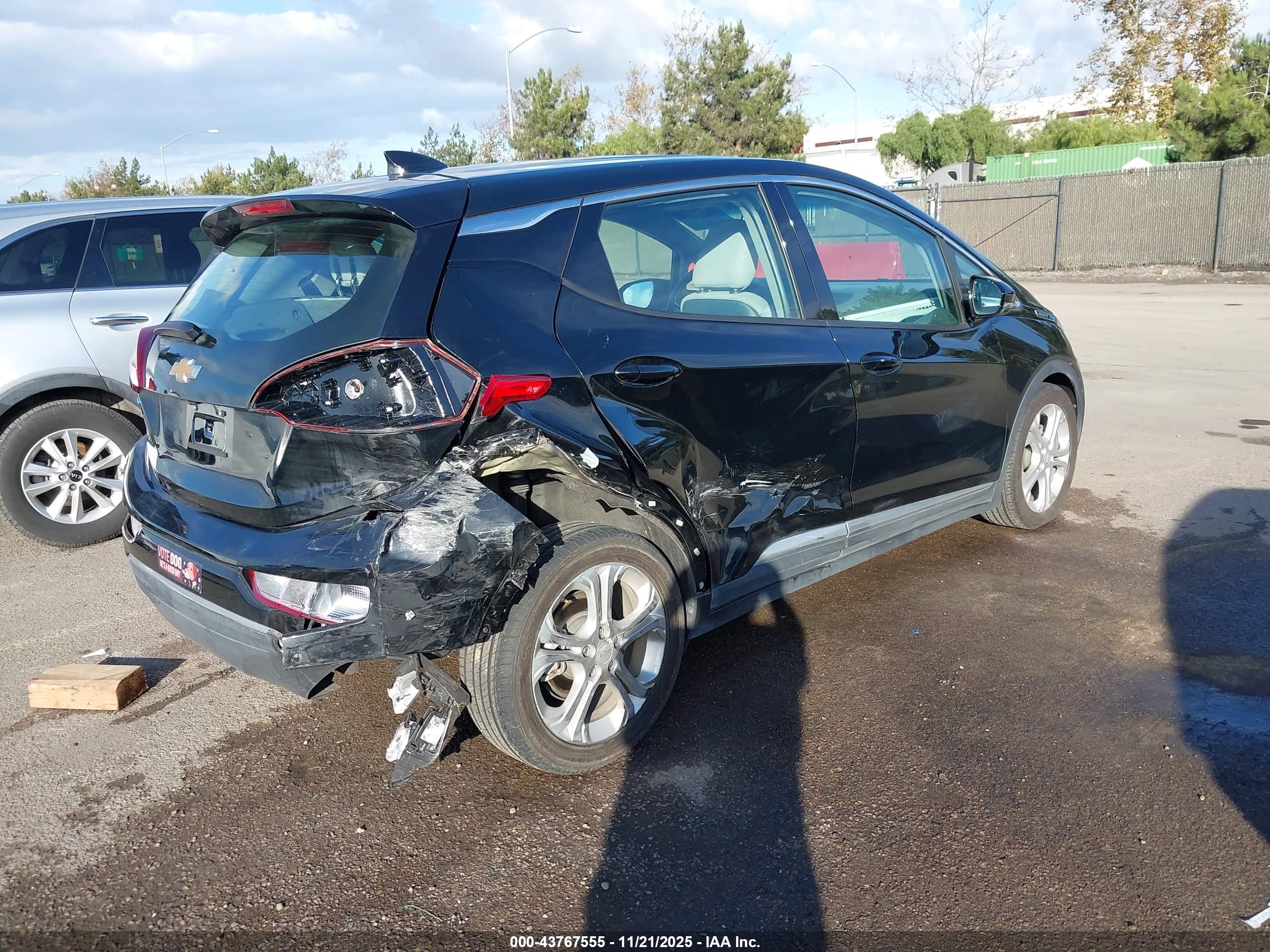CHEVROLET BOLT image 4
