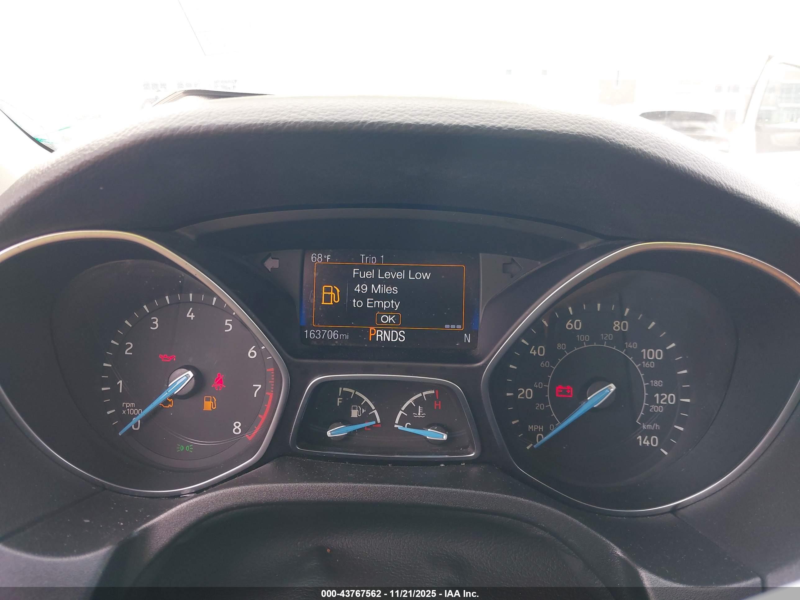 FORD FOCUS image 7