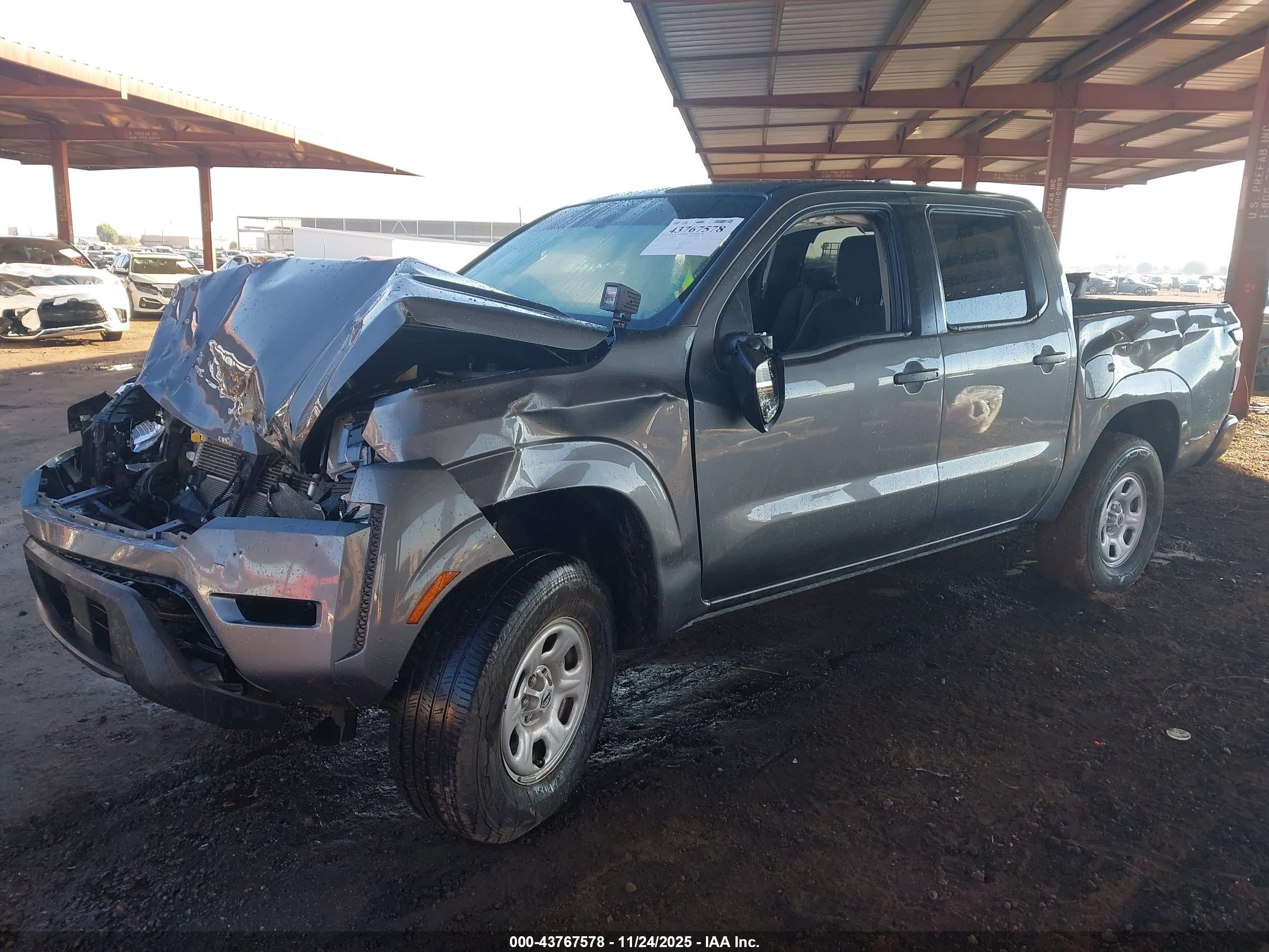 NISSAN FRONTIER image 2