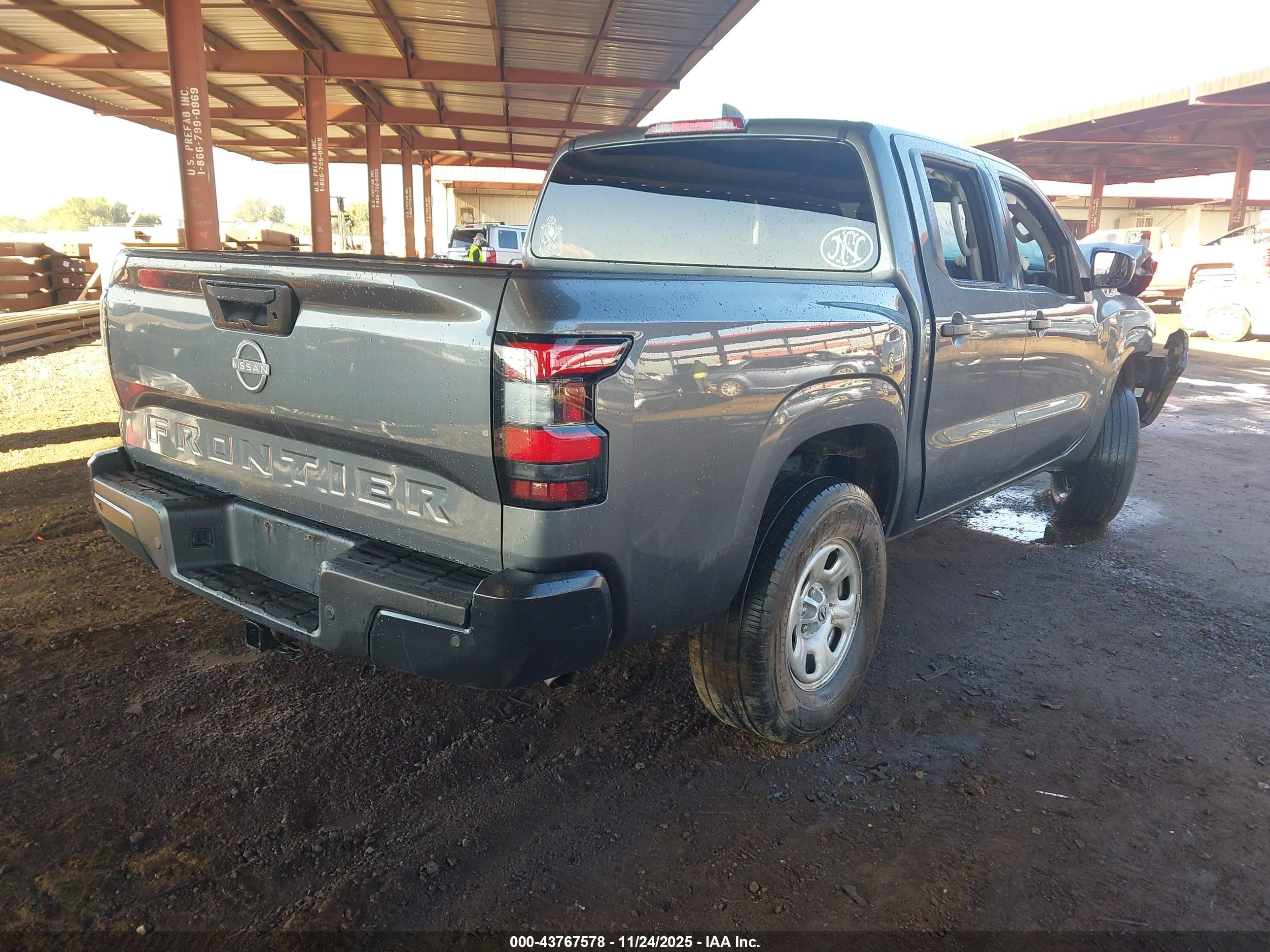 NISSAN FRONTIER image 4
