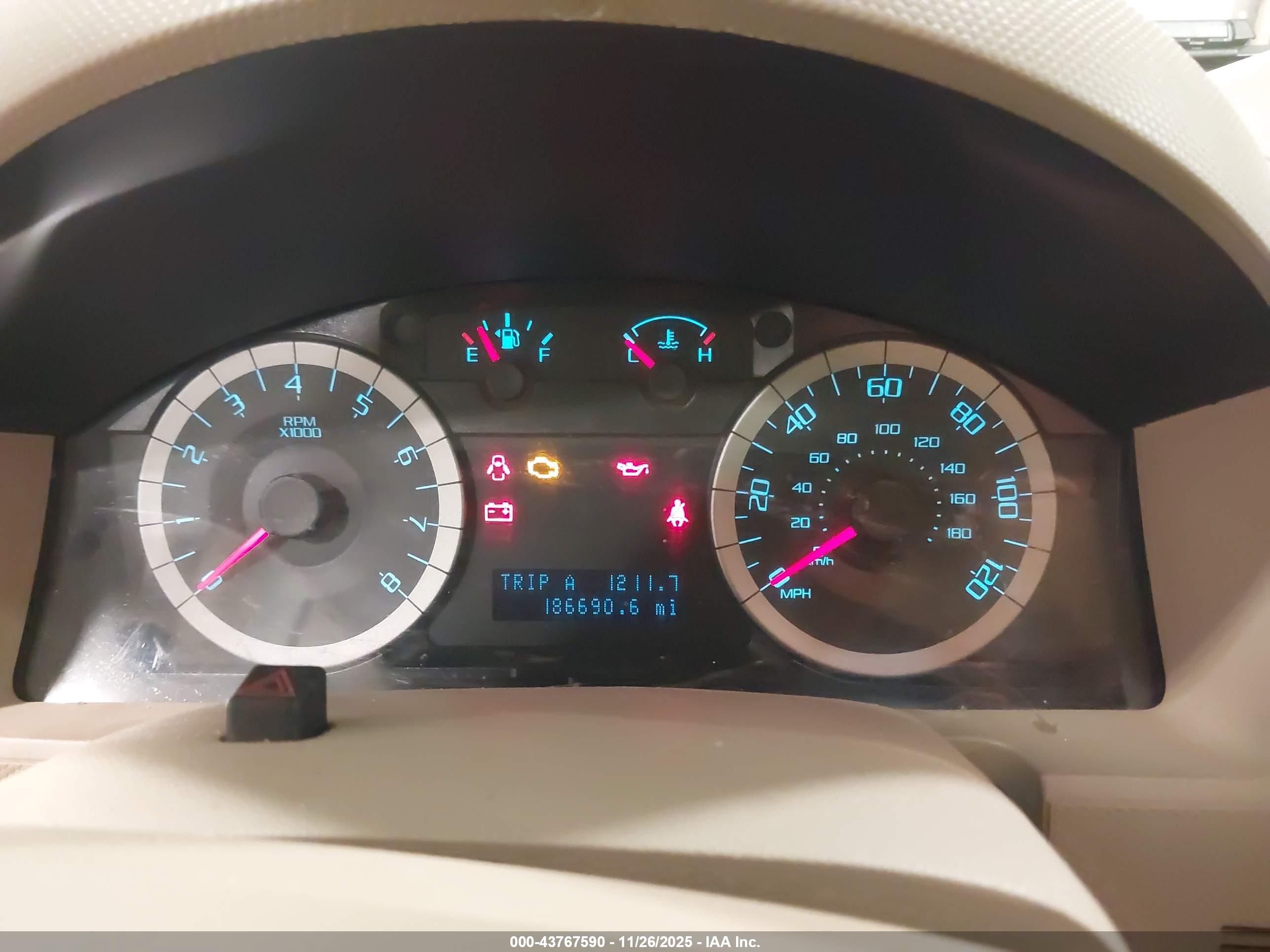 FORD ESCAPE image 7