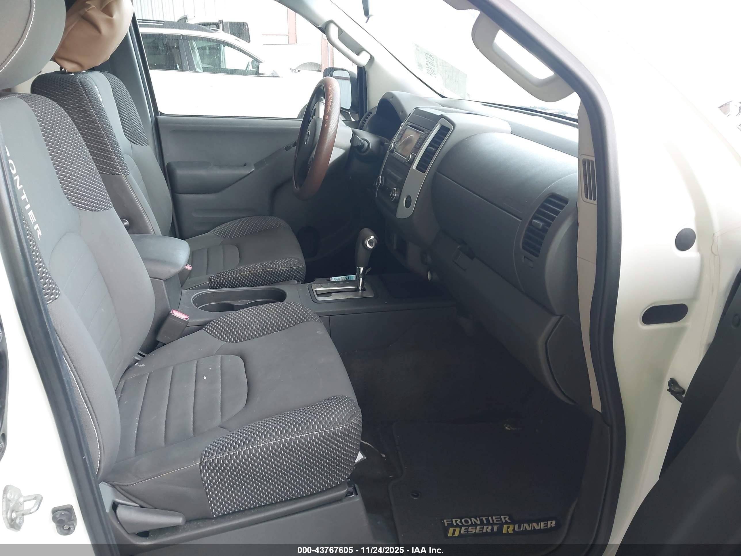 NISSAN FRONTIER image 5