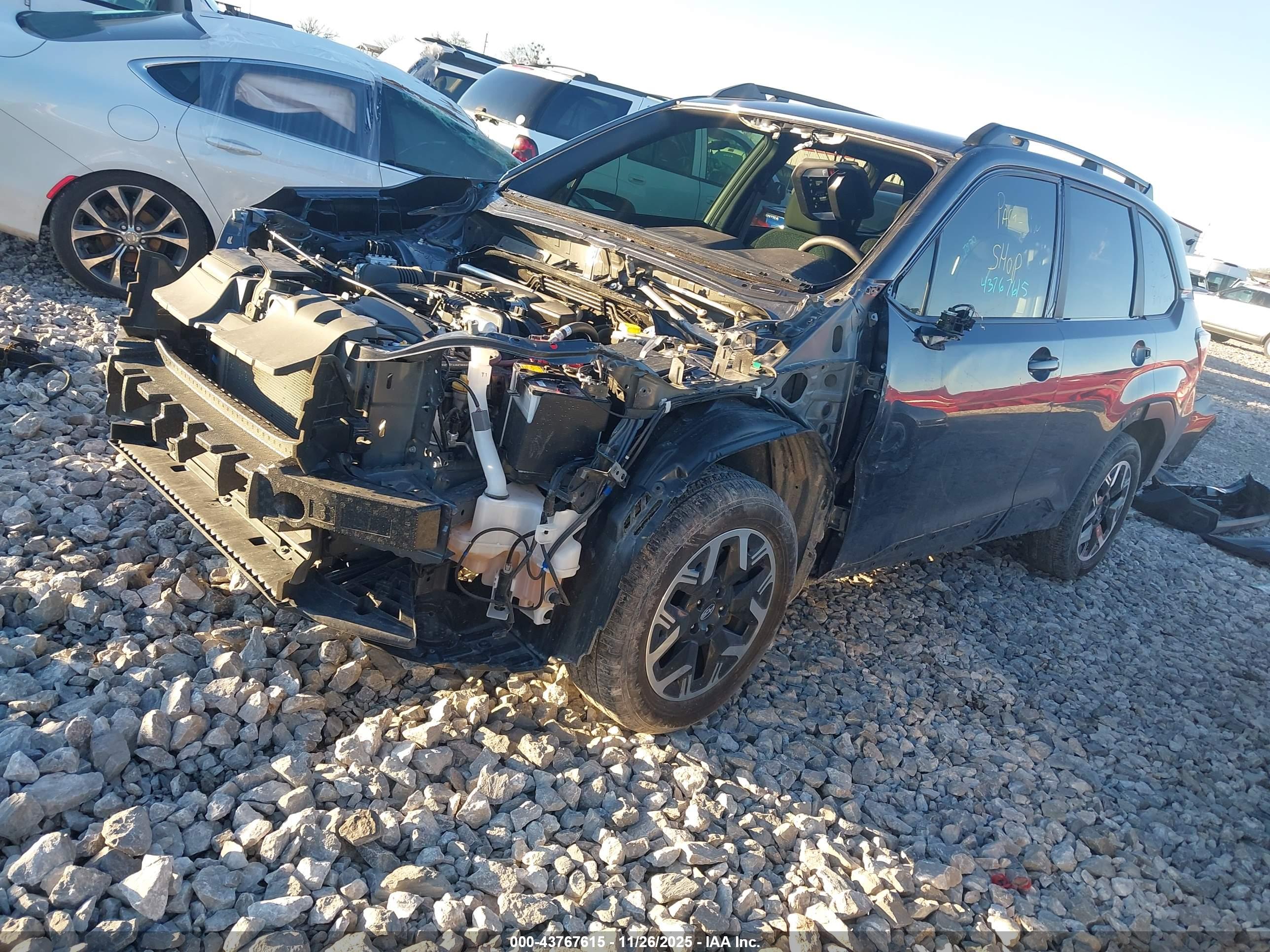 SUBARU FORESTER image 2