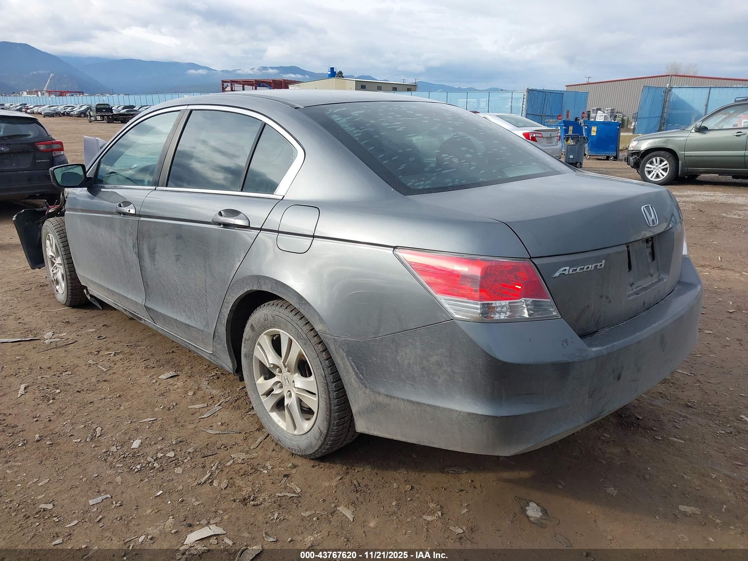 HONDA ACCORD image 3