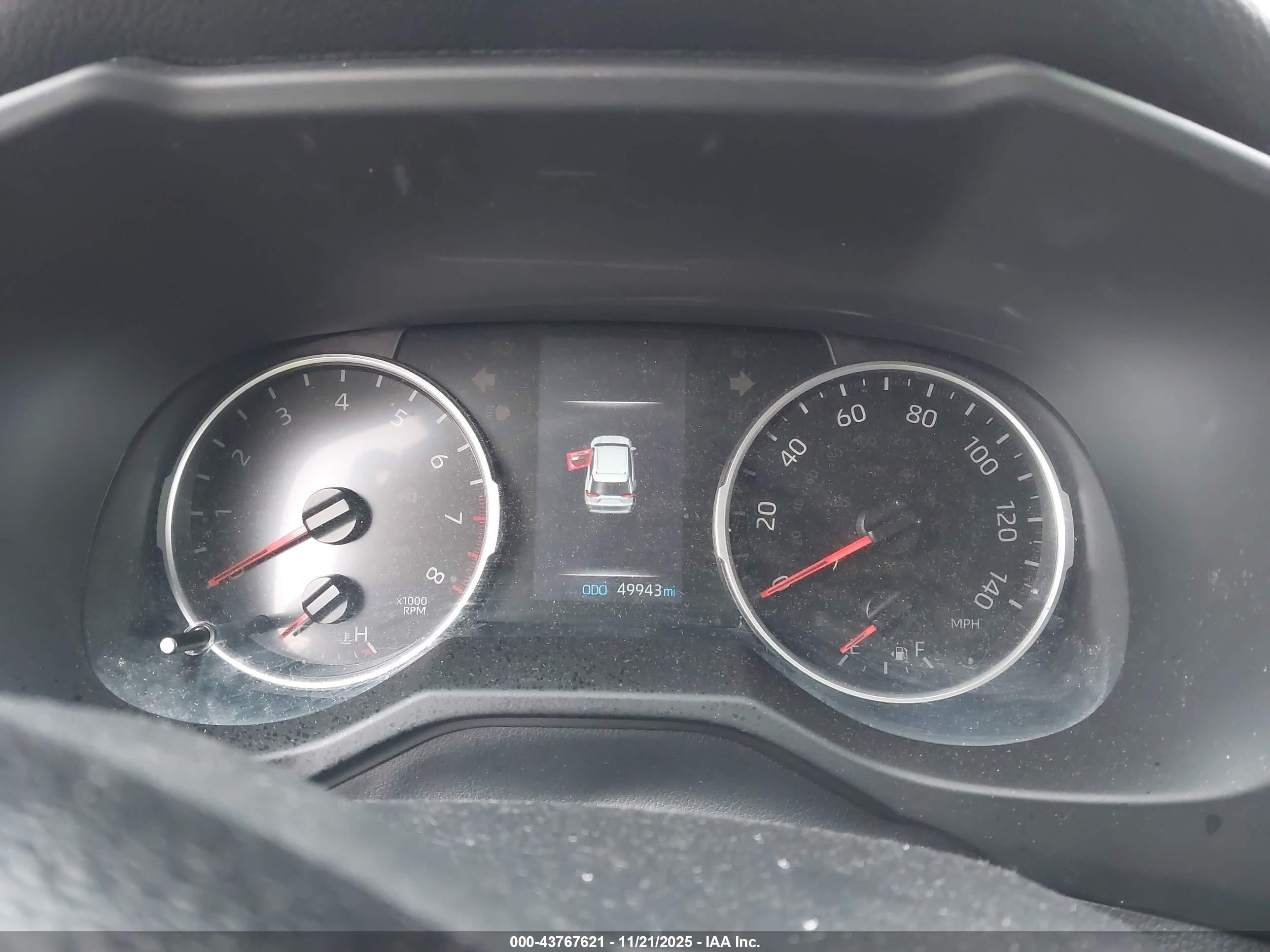 TOYOTA RAV4 image 7
