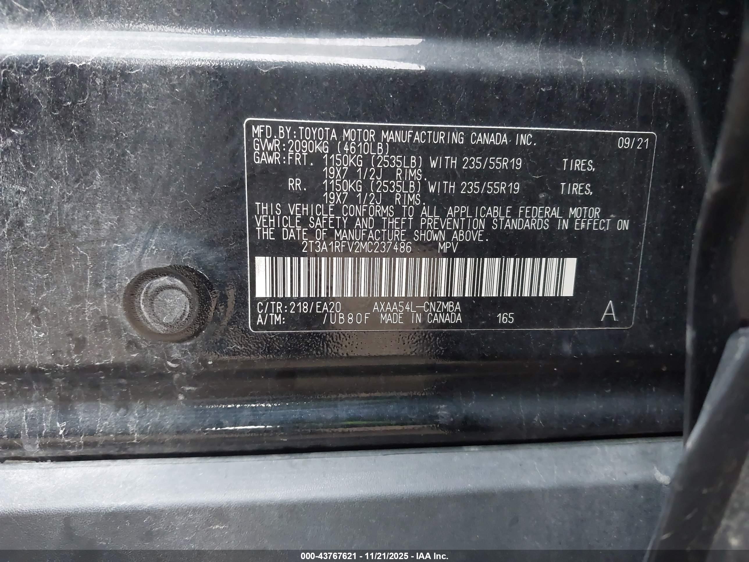 TOYOTA RAV4 image 9