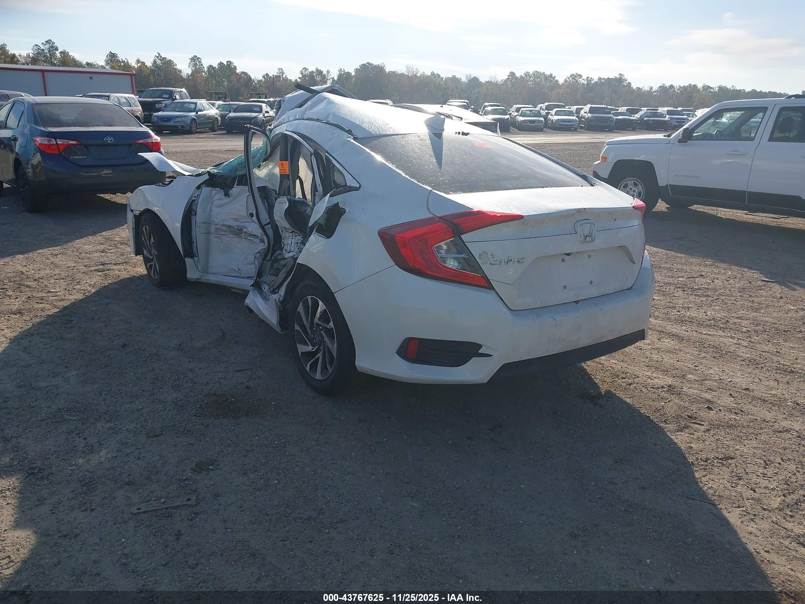 HONDA CIVIC image 3
