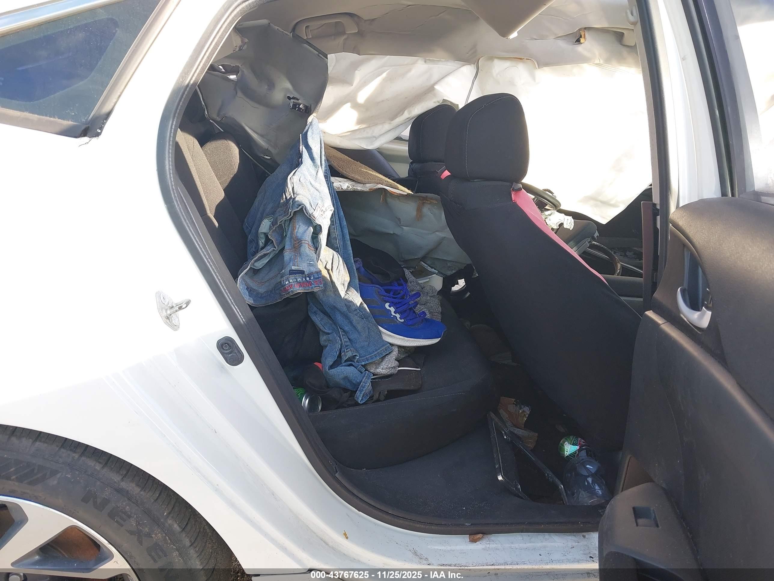 HONDA CIVIC image 8