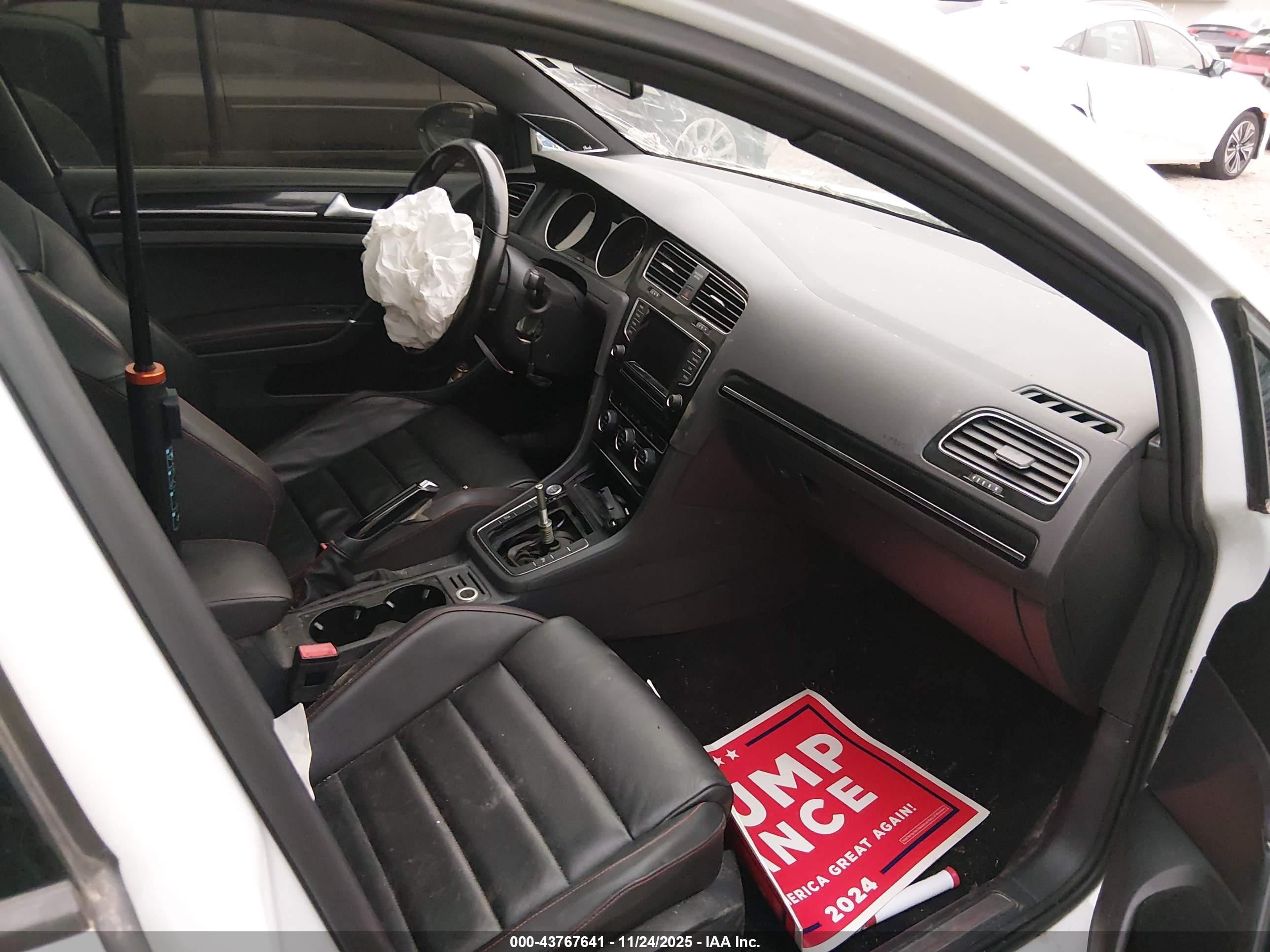 VOLKSWAGEN GOLF image 5