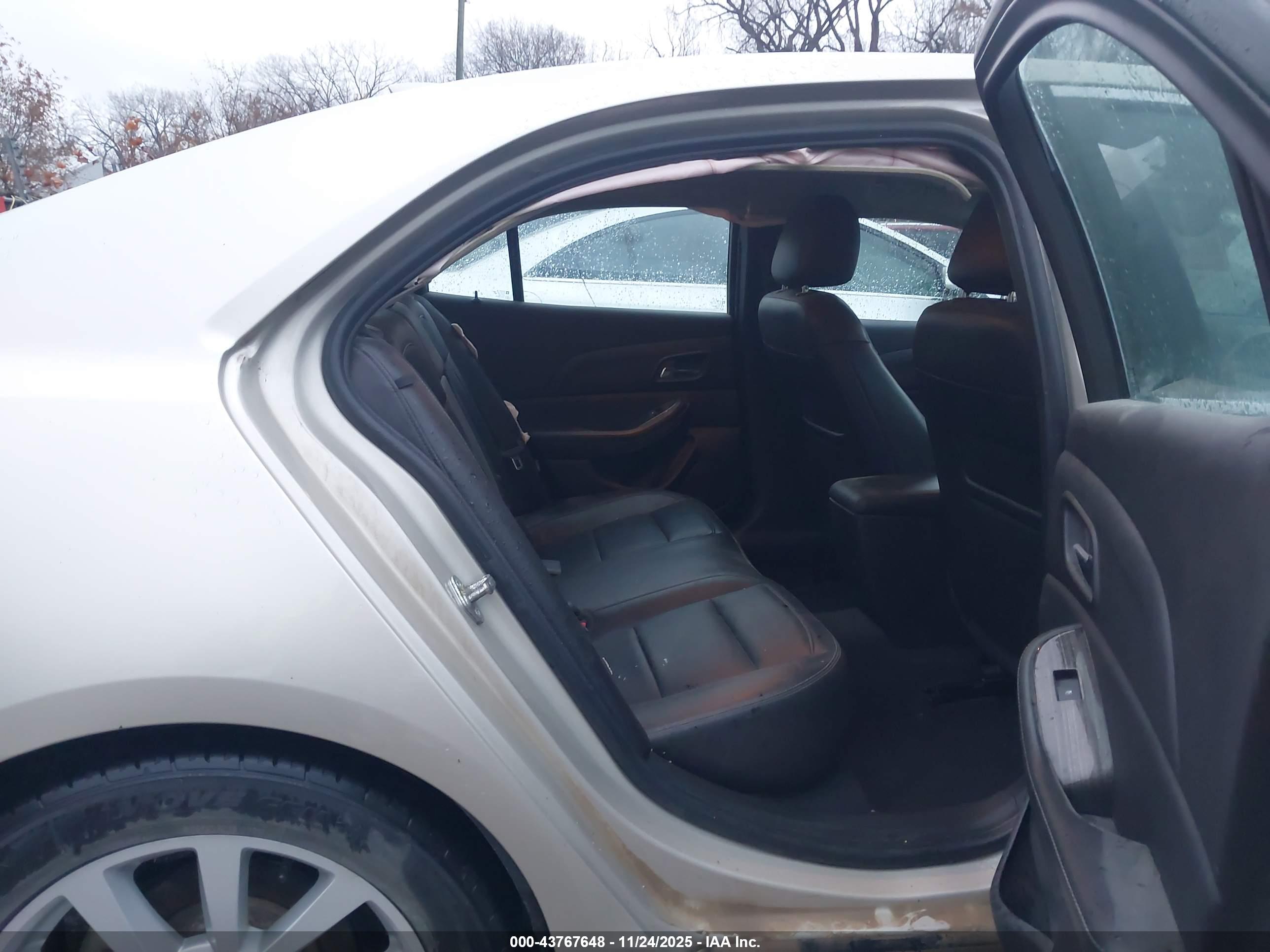CHEVROLET MALIBU image 8