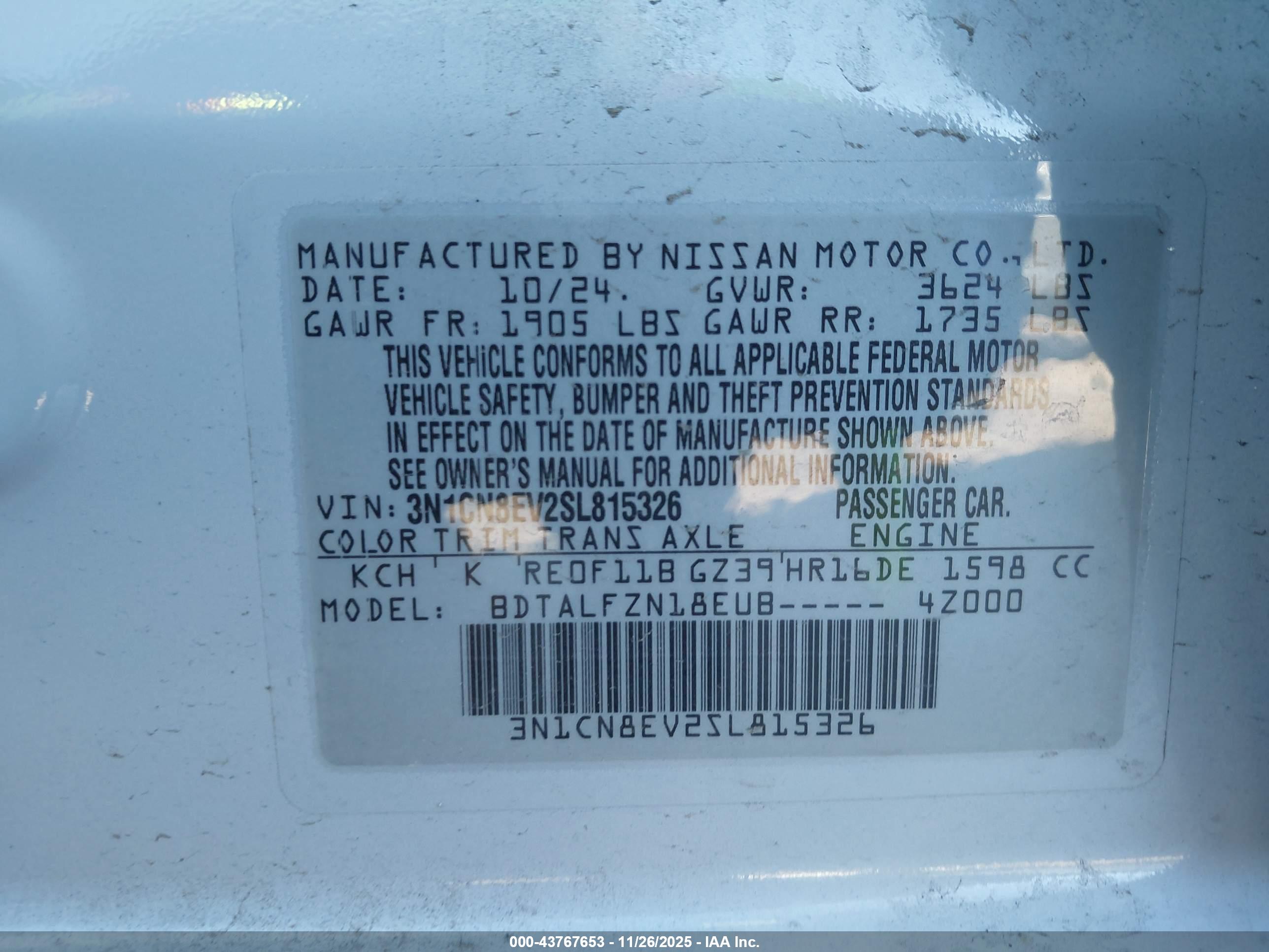 NISSAN VERSA image 9