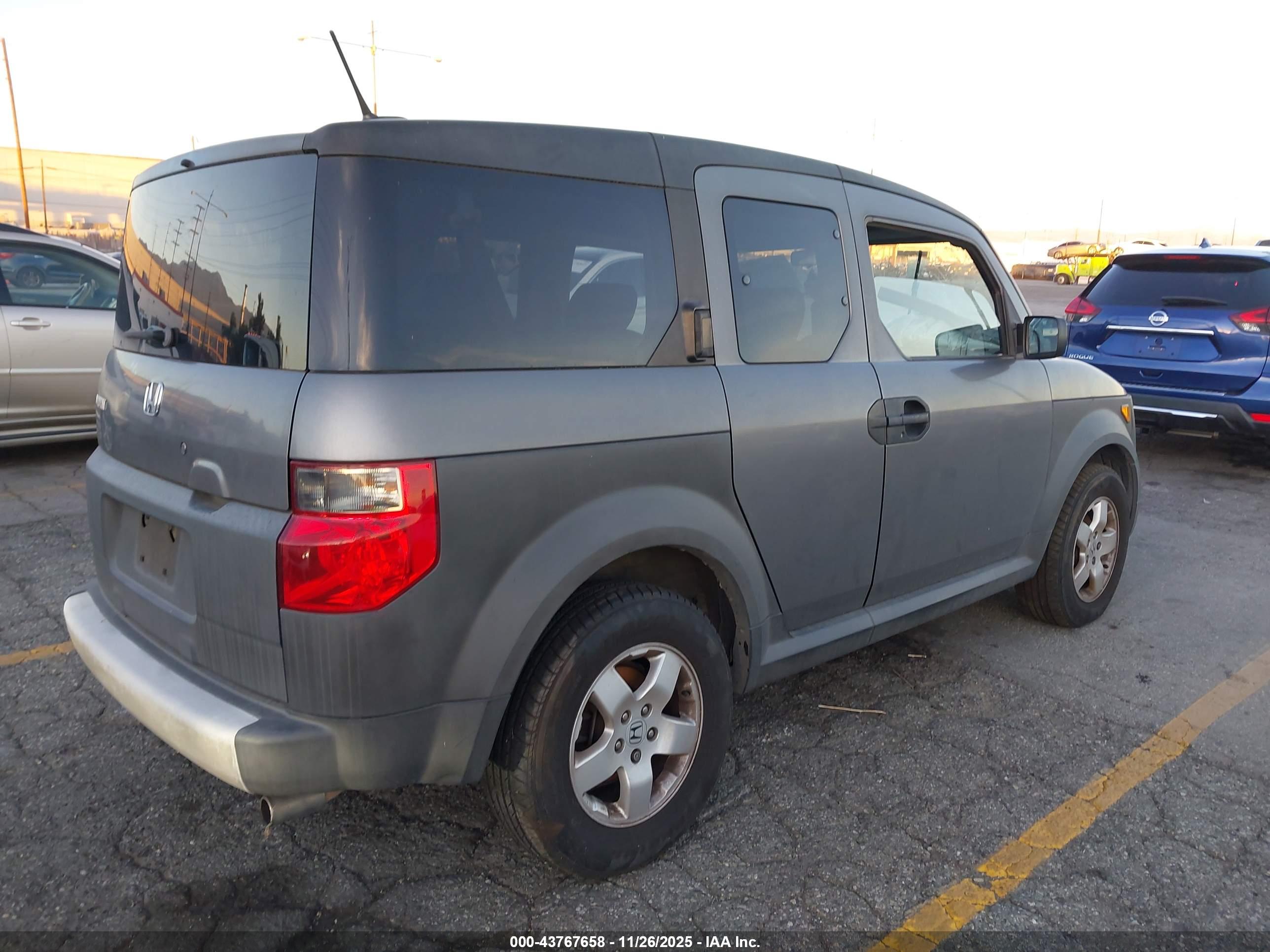 HONDA ELEMENT image 4