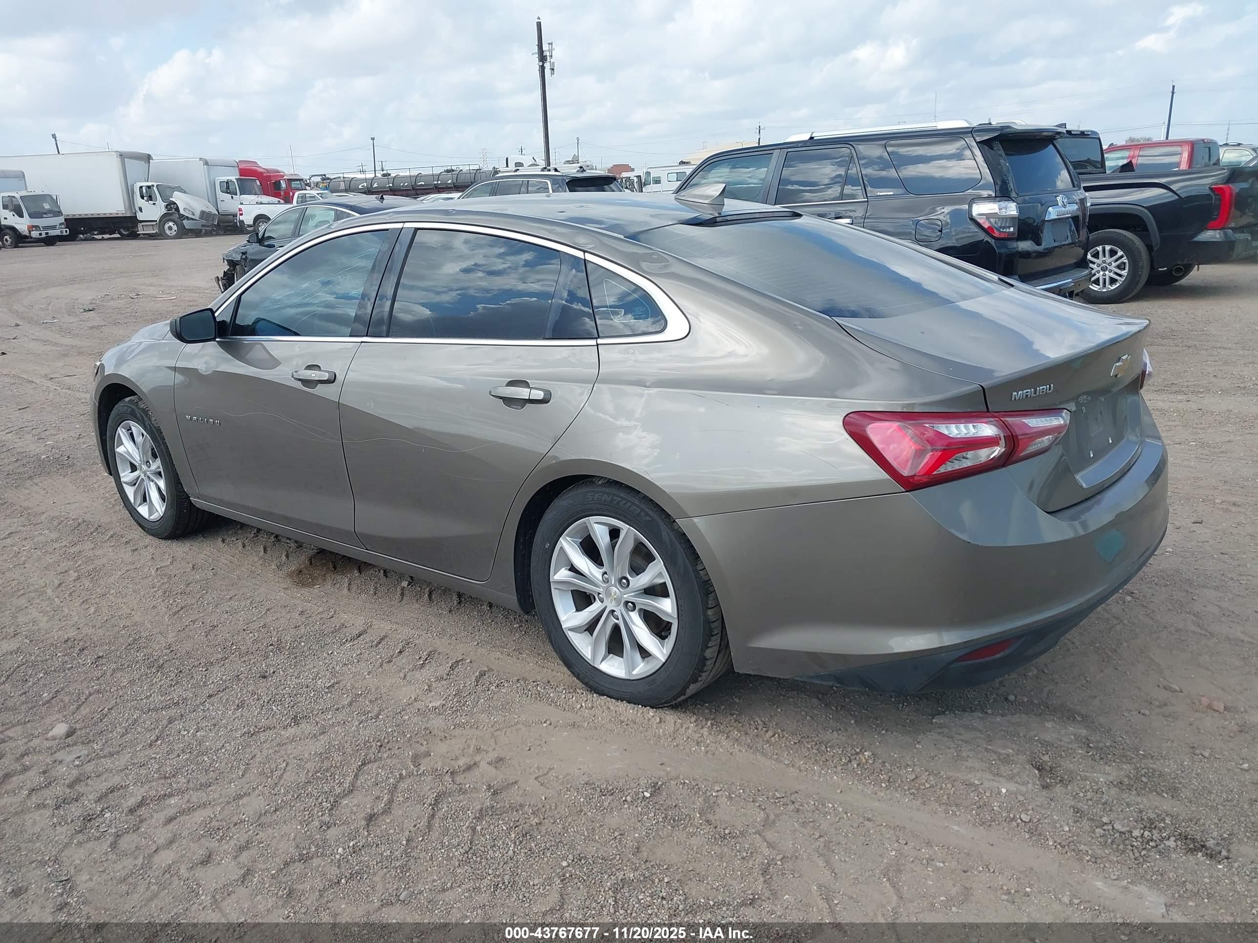 CHEVROLET MALIBU image 3