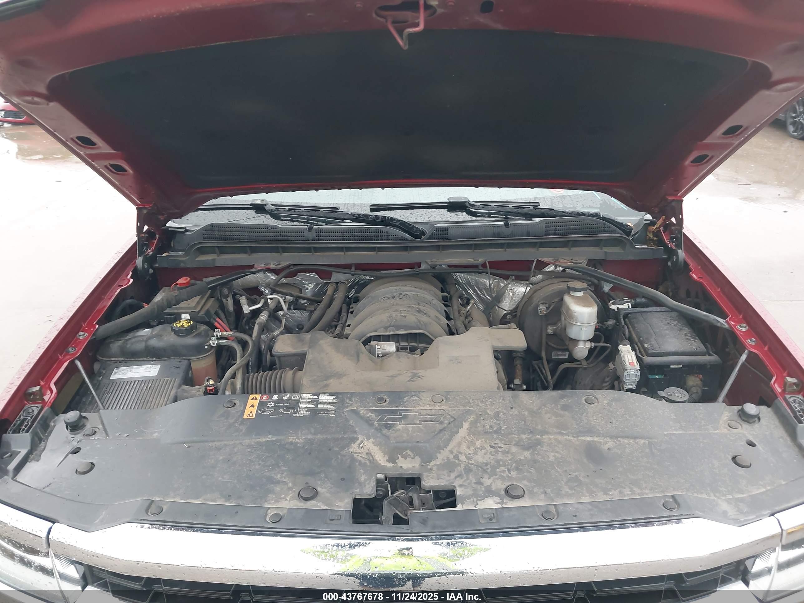 CHEVROLET SILVERADO image 10