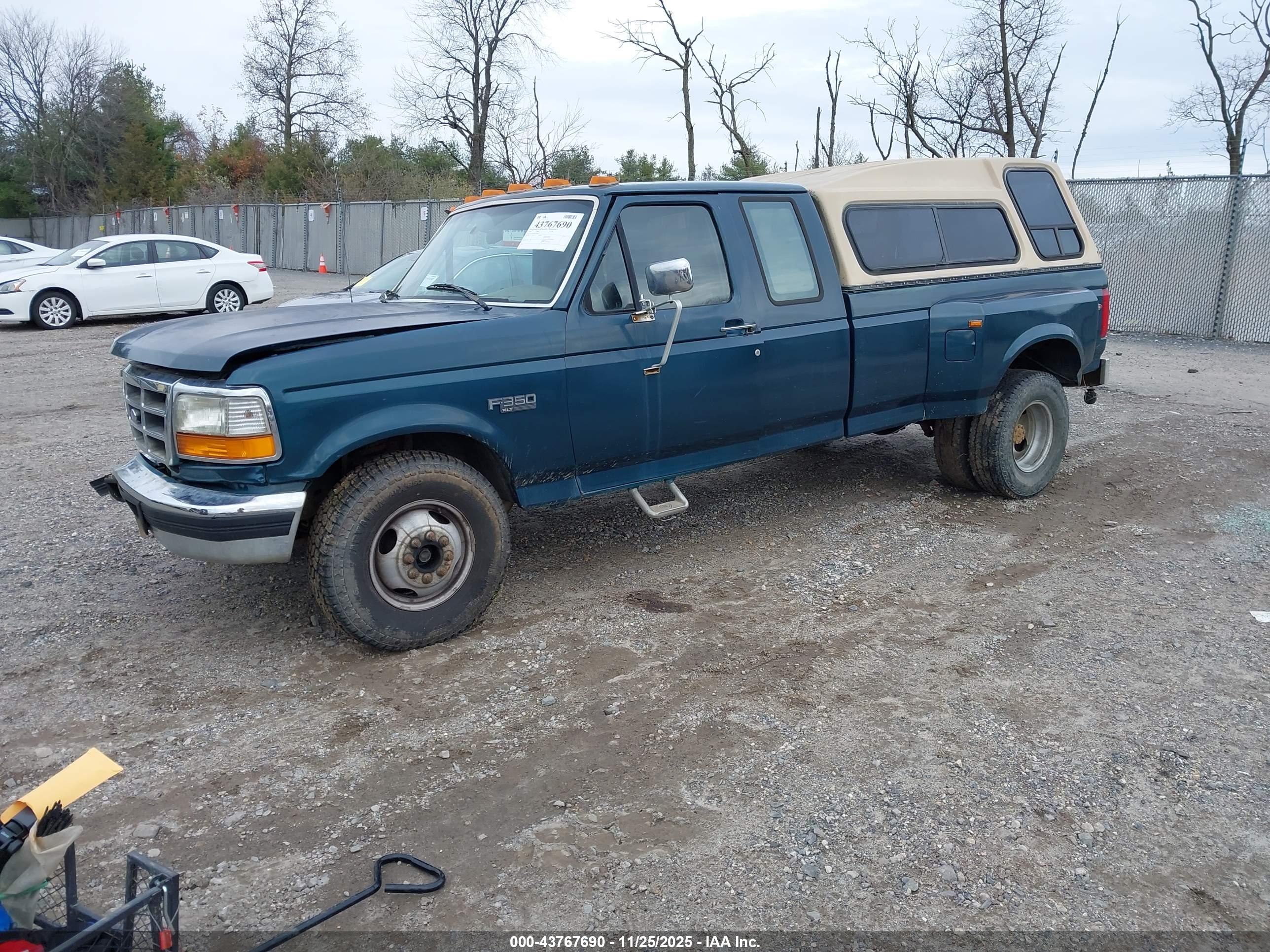 FORD F-350 image 2