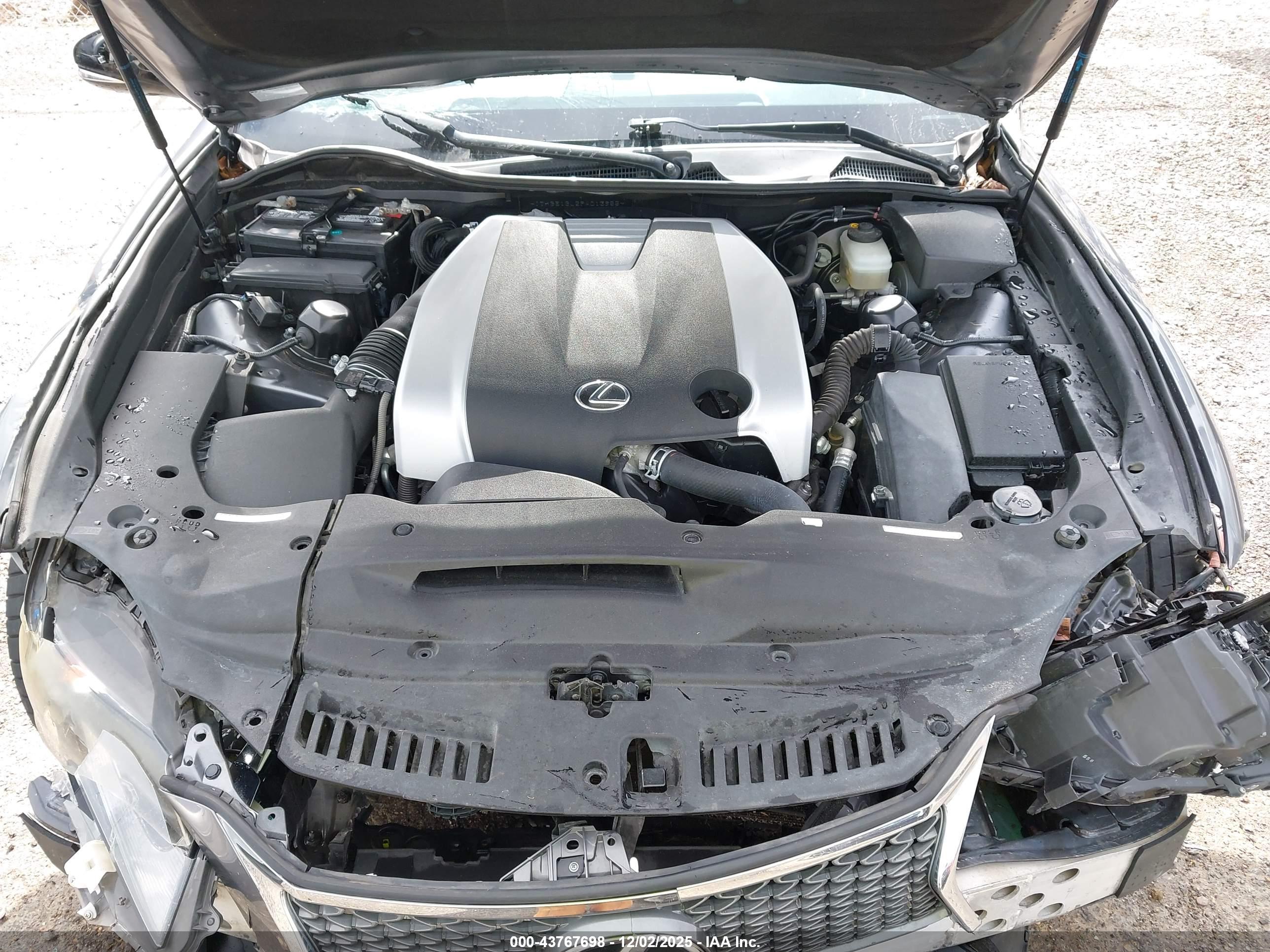 LEXUS GS image 10