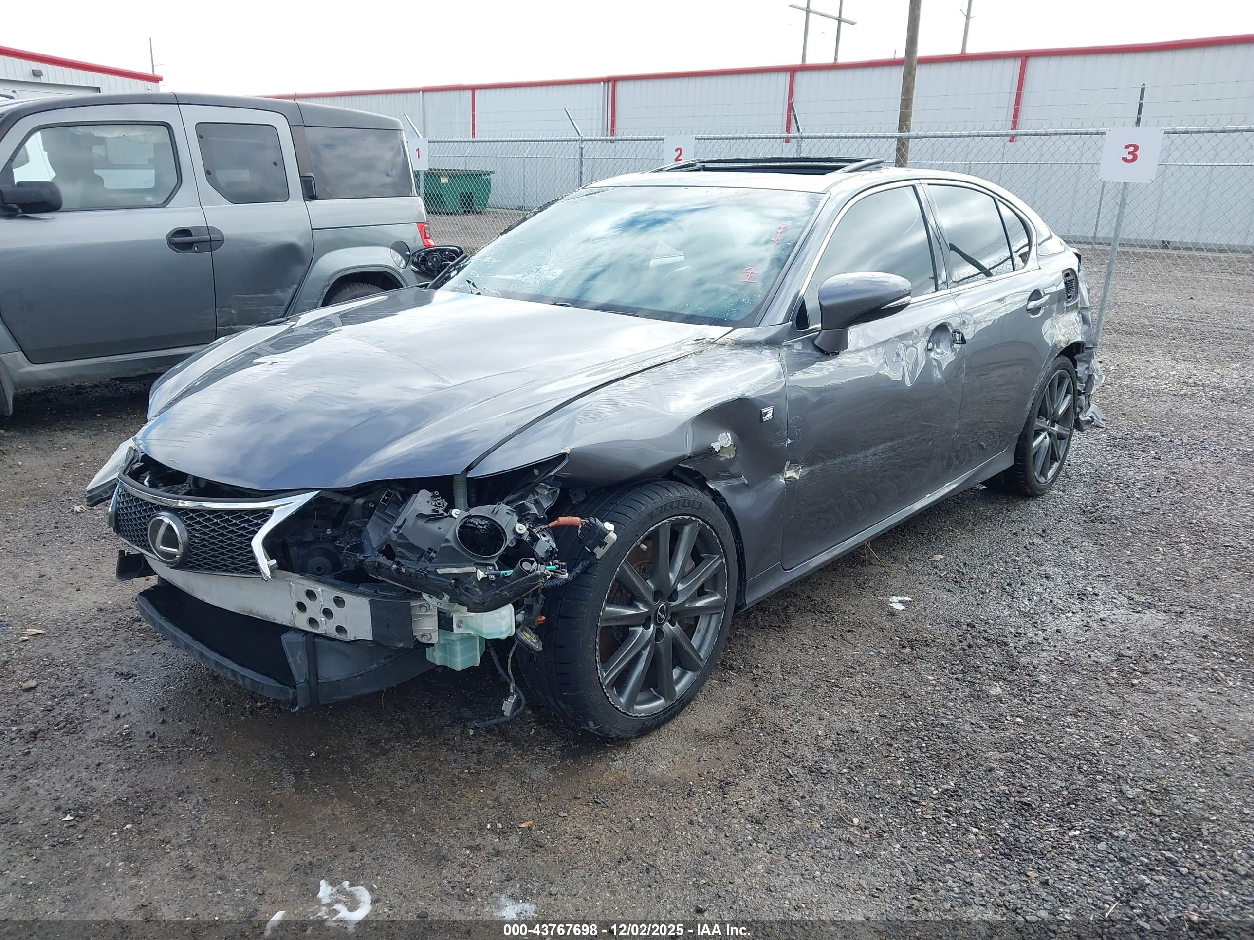 LEXUS GS image 2