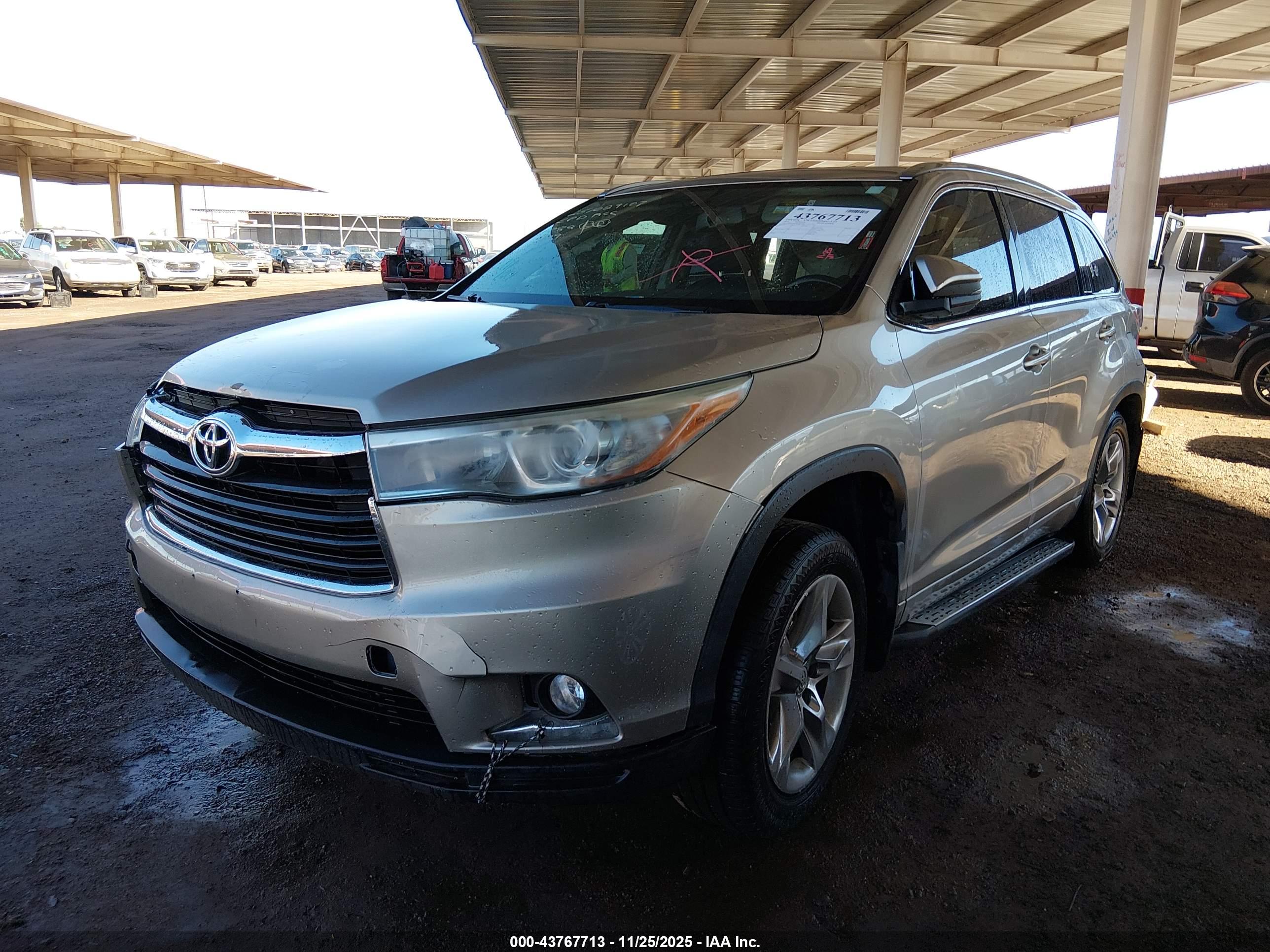 TOYOTA HIGHLANDER image 2