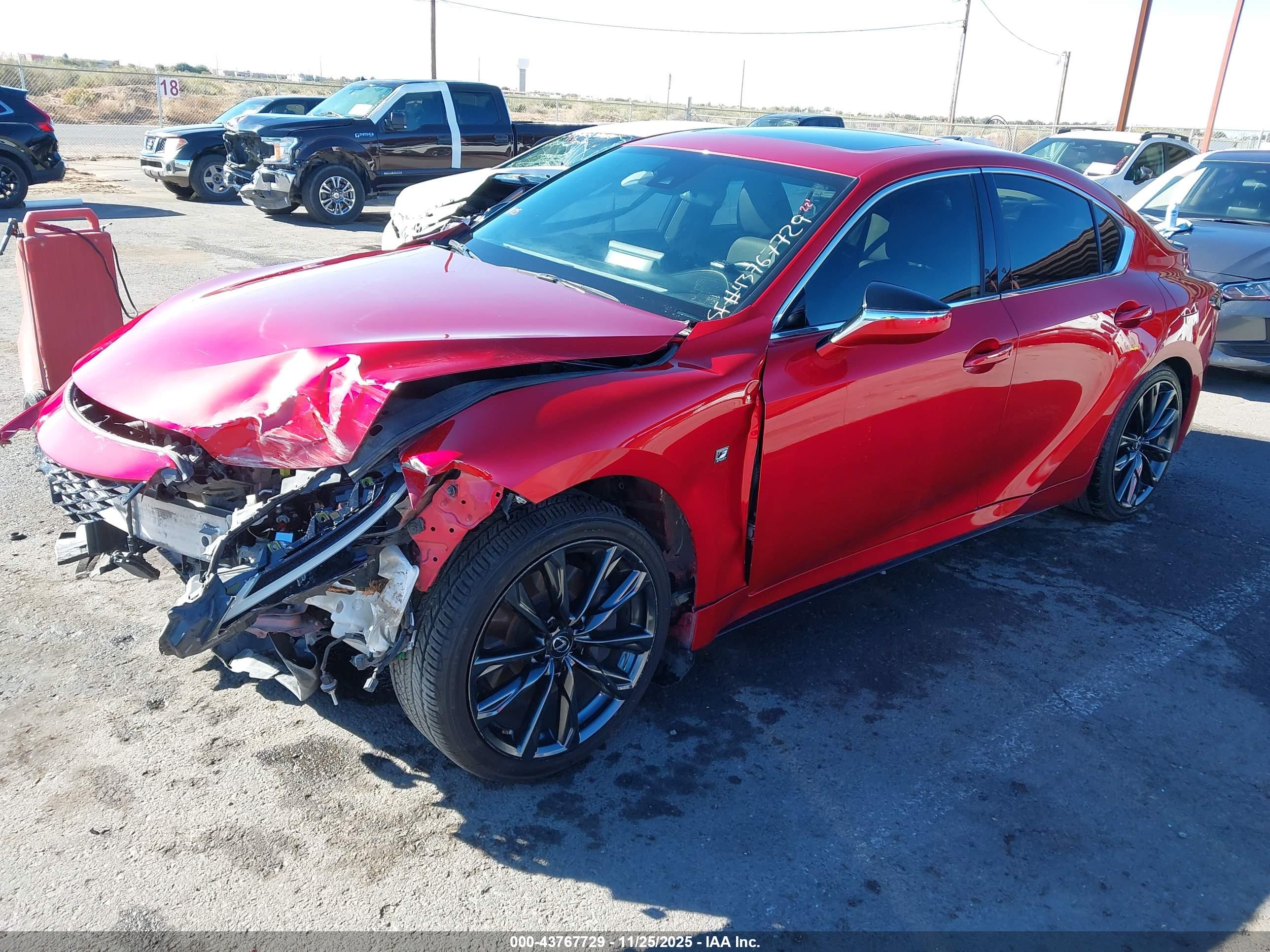 LEXUS IS image 2