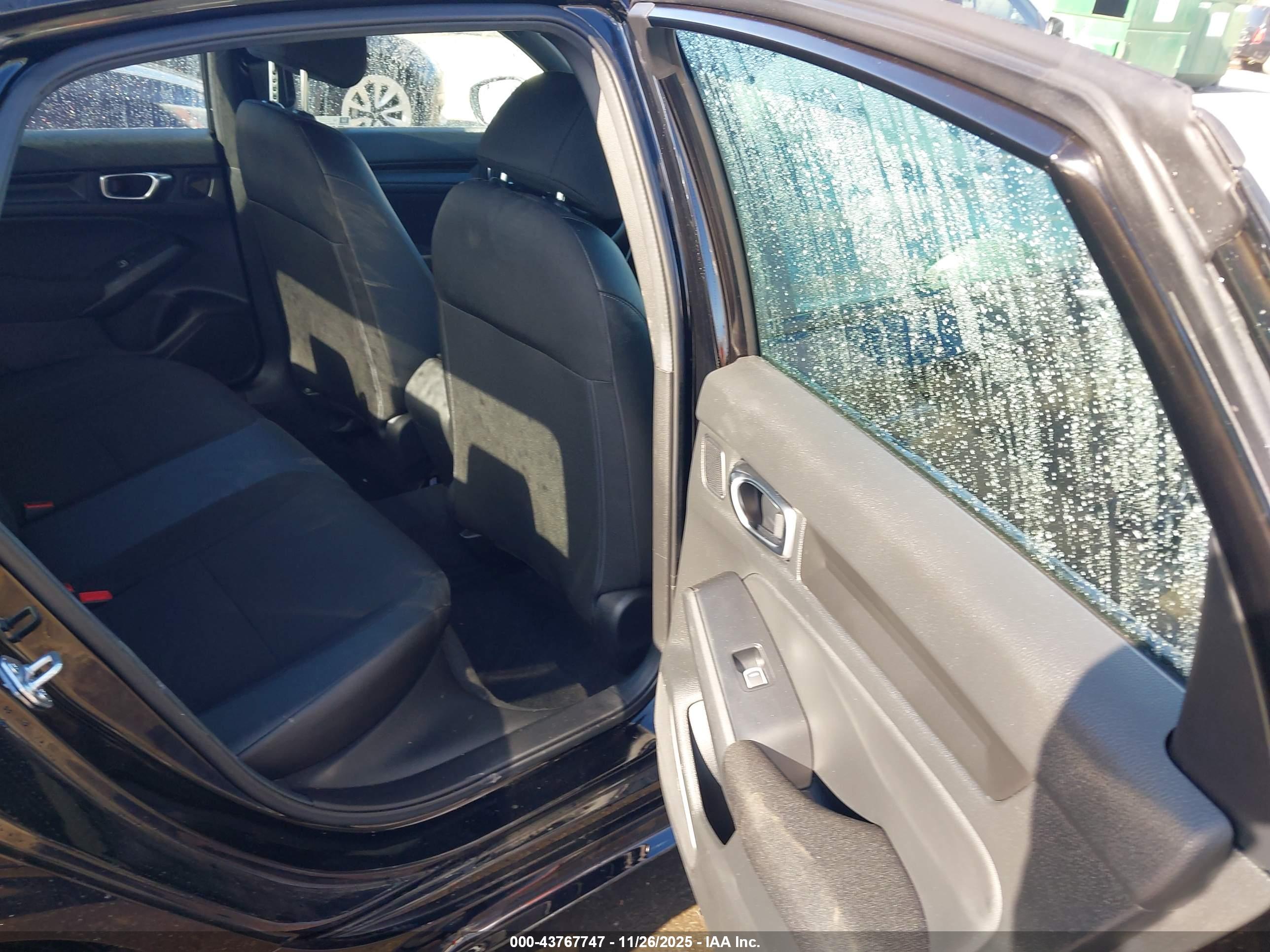 HONDA CIVIC image 8