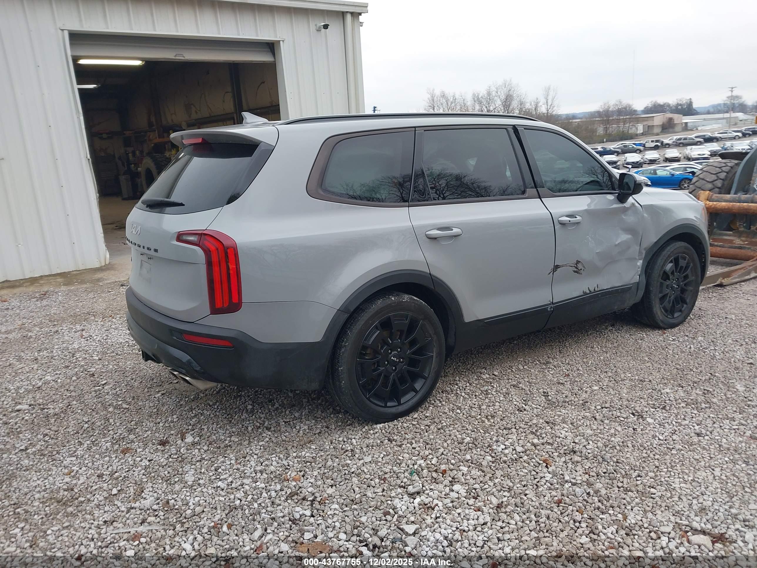 KIA TELLURIDE image 4