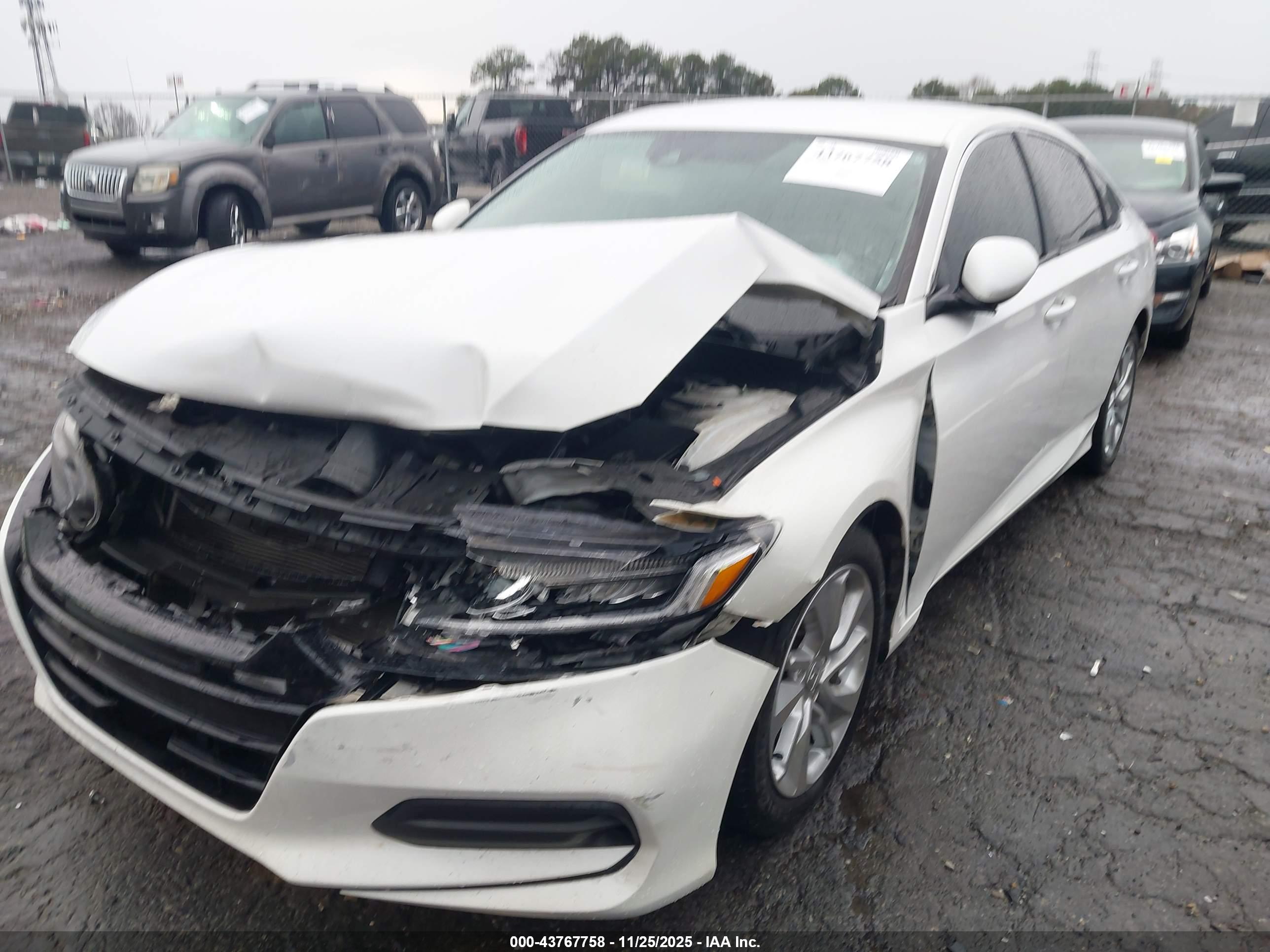 HONDA ACCORD image 6