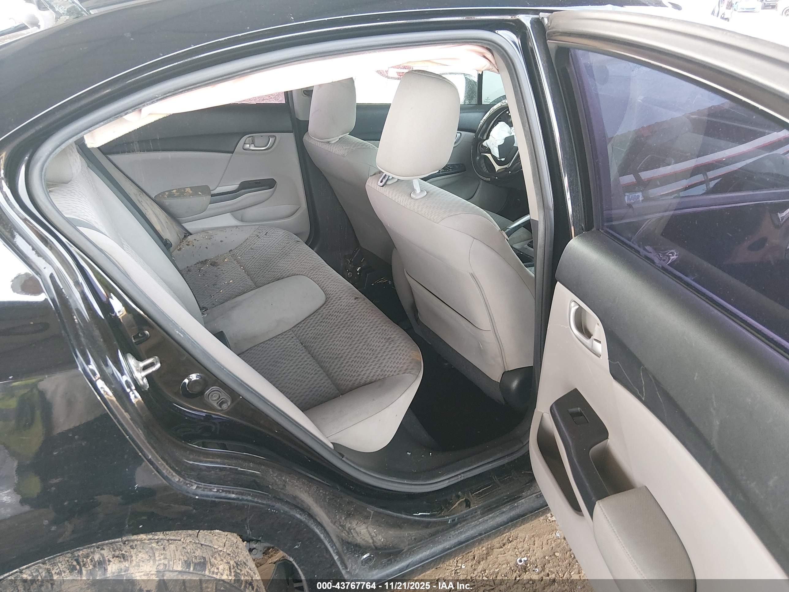 HONDA CIVIC image 8