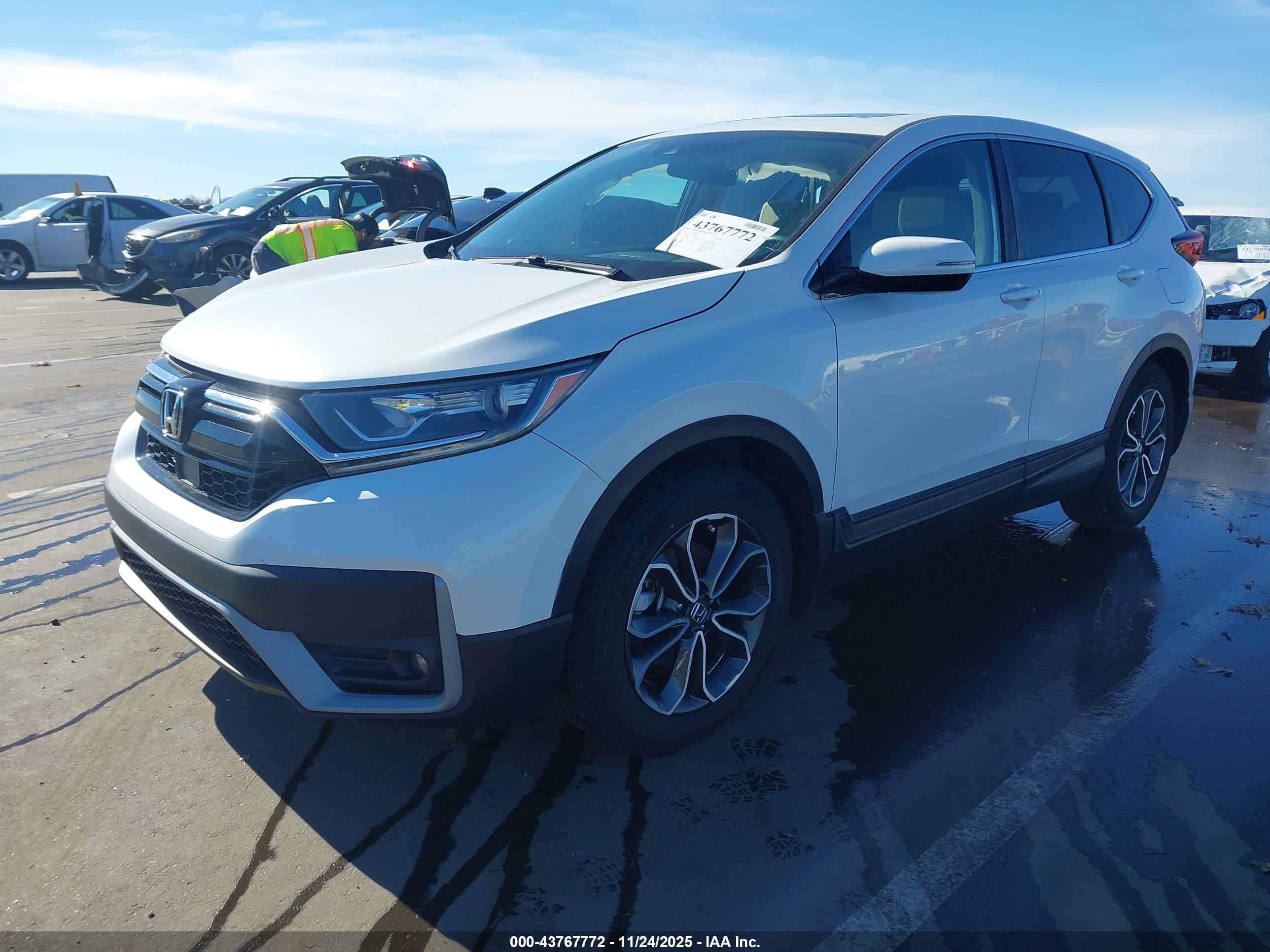 HONDA CR-V image 2
