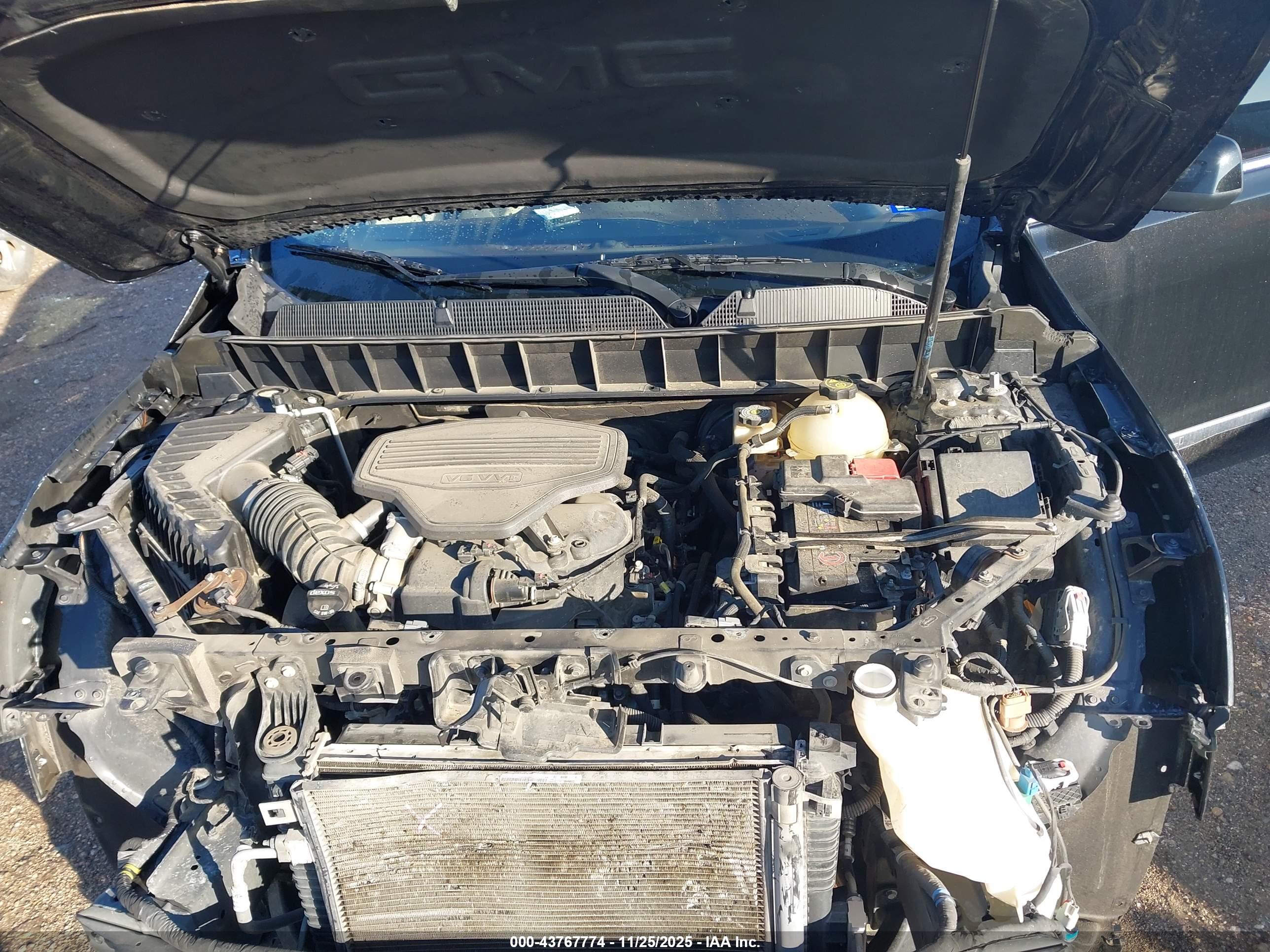 GMC ACADIA image 10