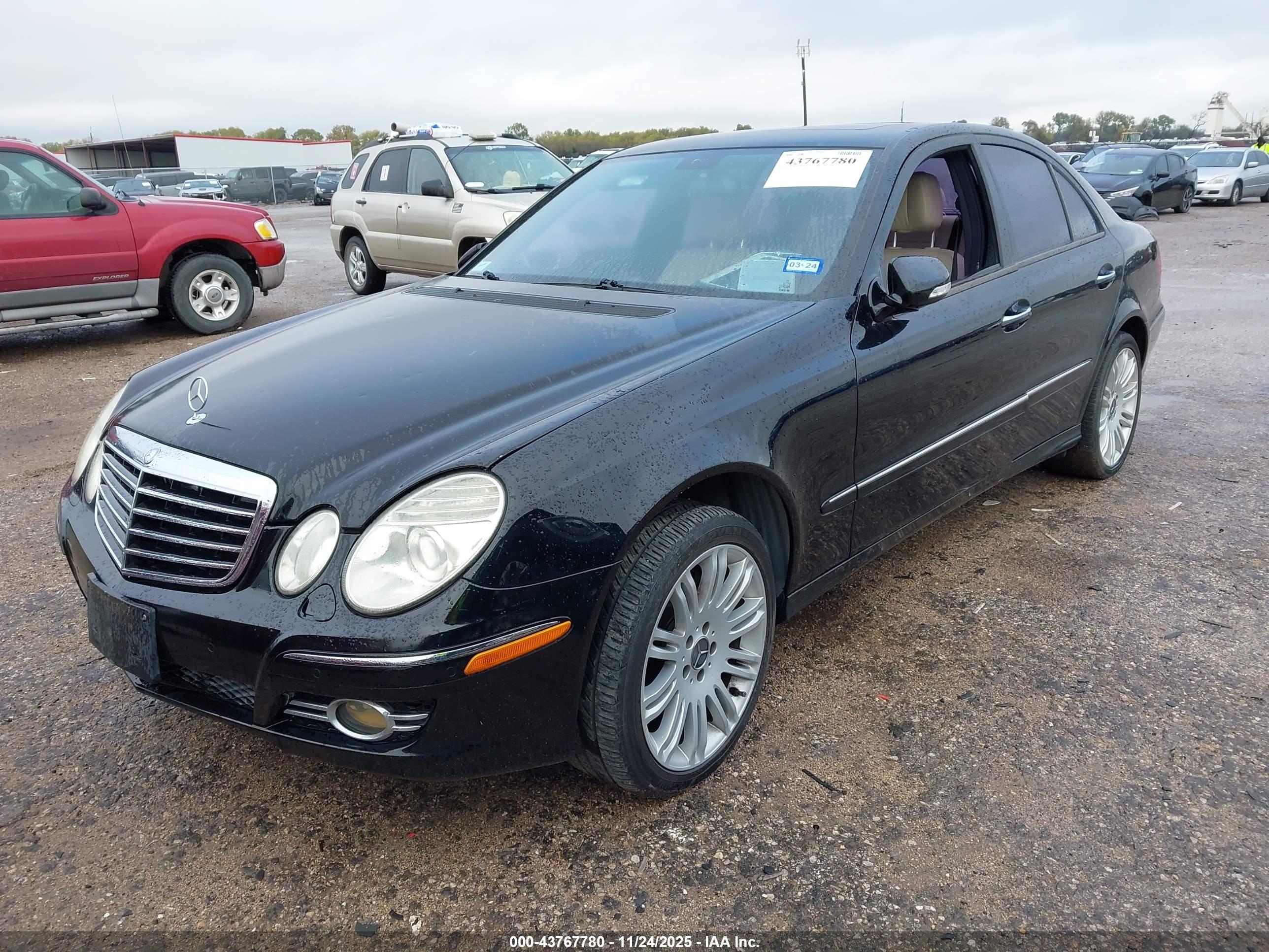 MERCEDES-BENZ E image 2